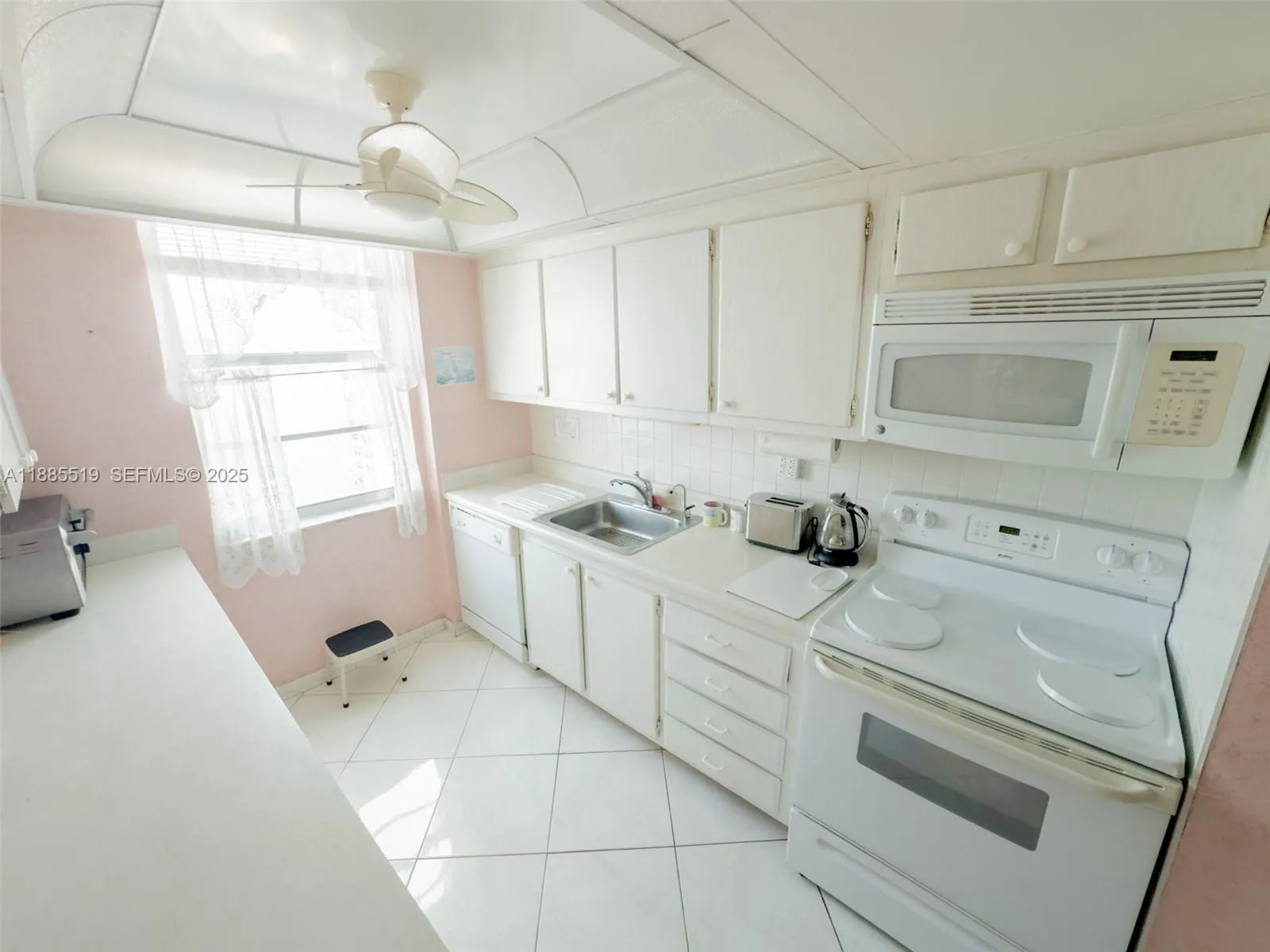 250 174th St 1816, Sunny Isles Beach, Florida 3316, Sunny Isles Beach, Florida 33160, 2 Bedrooms Bedrooms, ,2 BathroomsBathrooms,Residential,For Sale,250 174th St 1816, Sunny Isles Beach, Florida 3316,A11885519