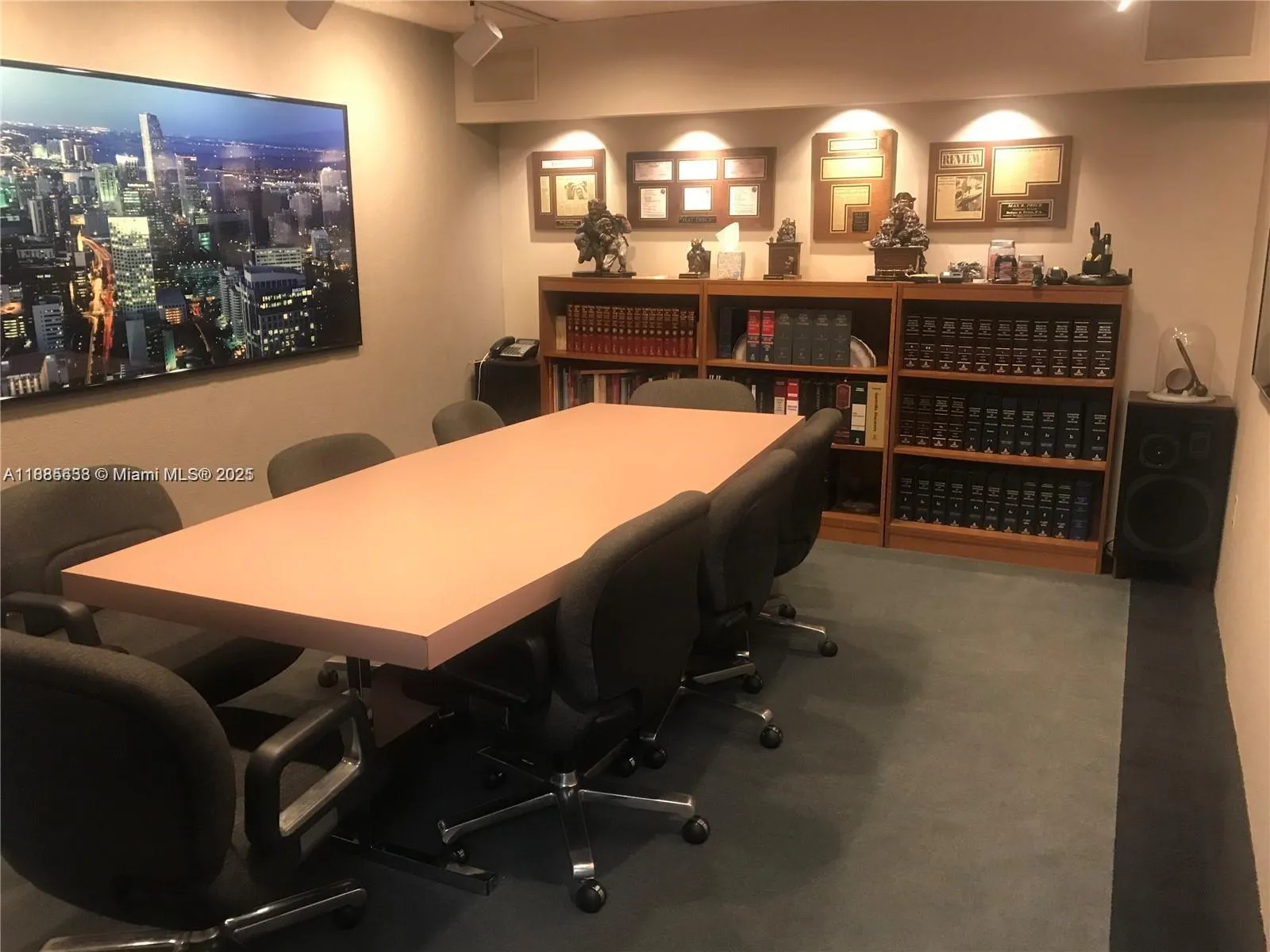 6701 Sunset Dr 104, South Miami, Florida 33143, South Miami, Florida 33143, ,Commercial Lease,For Rent,6701 Sunset Dr 104, South Miami, Florida 33143,A11885638