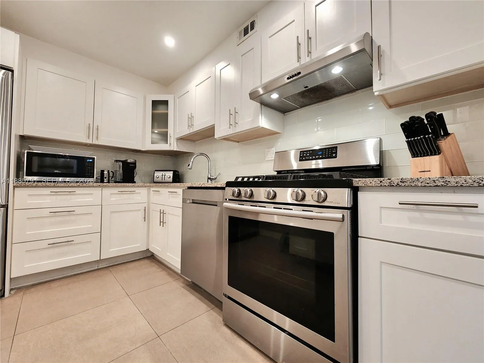 2030 S Ocean Dr 1218, Hallandale Beach, Florida 33, Hallandale Beach, Florida 33009, 2 Bedrooms Bedrooms, ,2 BathroomsBathrooms,Residential,For Sale,2030 S Ocean Dr 1218, Hallandale Beach, Florida 33,A11885791