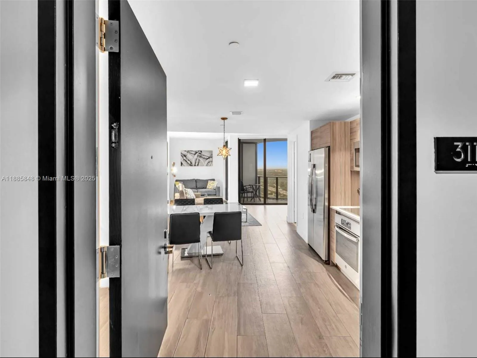 121 Ne 34th St 3114, Miami, Florida 33137, Miami, Florida 33137, 1 Bedroom Bedrooms, ,1 BathroomBathrooms,Residential Lease,For Rent,121 Ne 34th St 3114, Miami, Florida 33137,A11885848