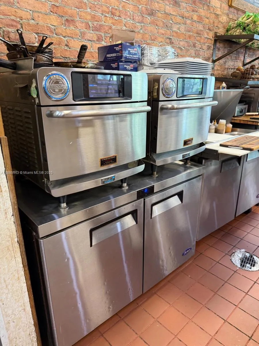 Miami, Florida 33137, ,Commercial Lease,For Rent,A11885943