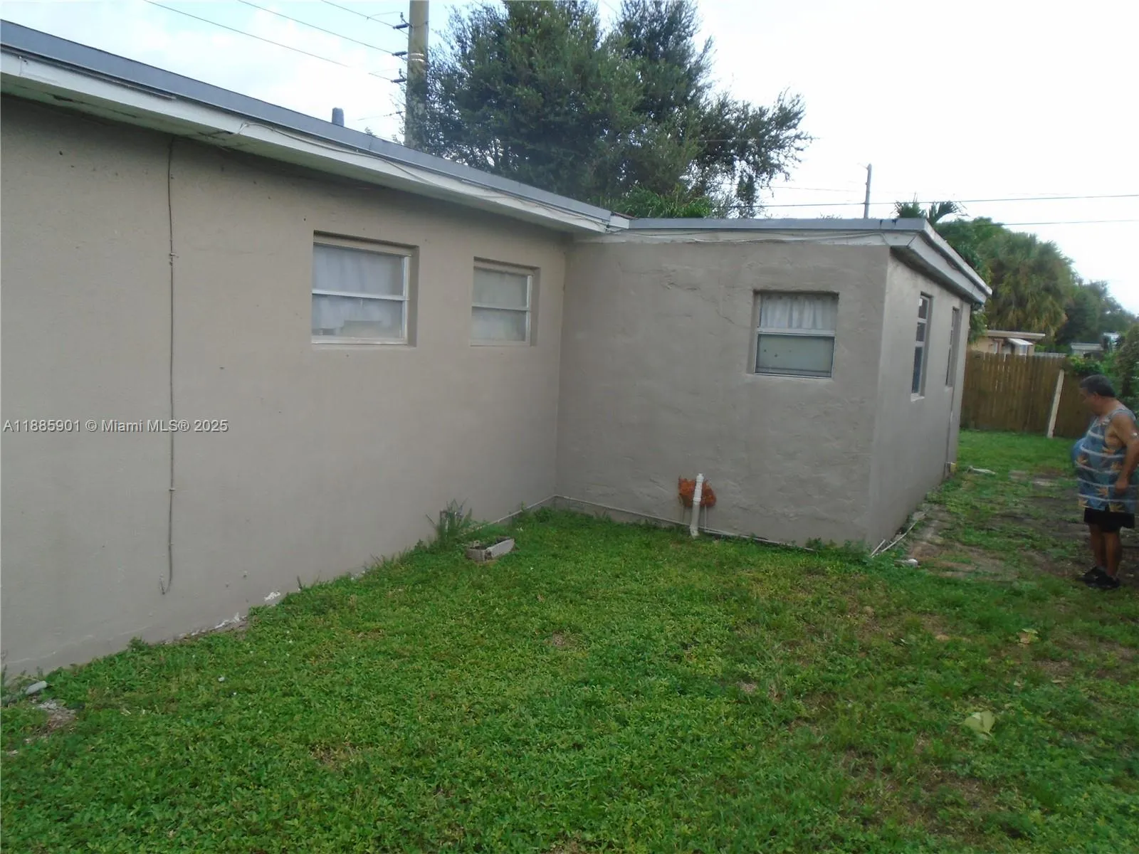 6791 Hope St, Hollywood, Florida 33024, Hollywood, Florida 33024, 4 Bedrooms Bedrooms, ,3 BathroomsBathrooms,Residential,For Sale,6791 Hope St, Hollywood, Florida 33024,A11885901