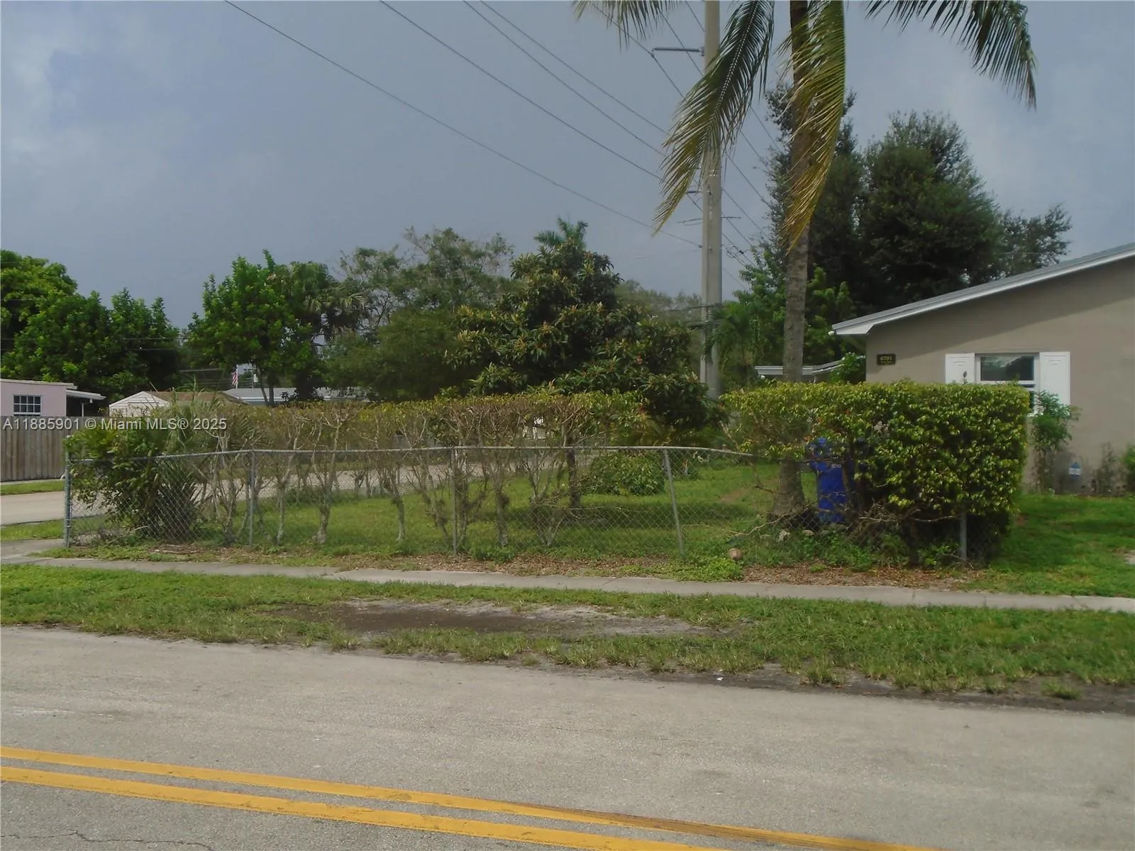 6791 Hope St, Hollywood, Florida 33024, Hollywood, Florida 33024, 4 Bedrooms Bedrooms, ,3 BathroomsBathrooms,Residential,For Sale,6791 Hope St, Hollywood, Florida 33024,A11885901