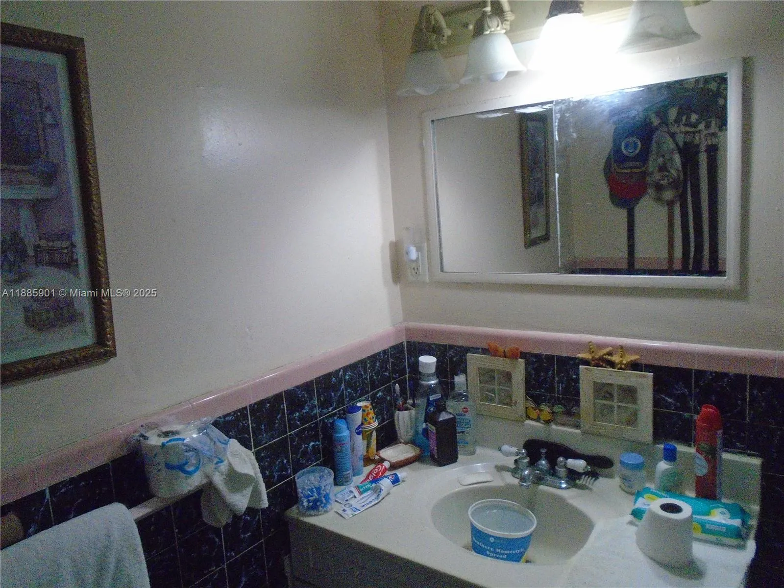 6791 Hope St, Hollywood, Florida 33024, Hollywood, Florida 33024, 4 Bedrooms Bedrooms, ,3 BathroomsBathrooms,Residential,For Sale,6791 Hope St, Hollywood, Florida 33024,A11885901