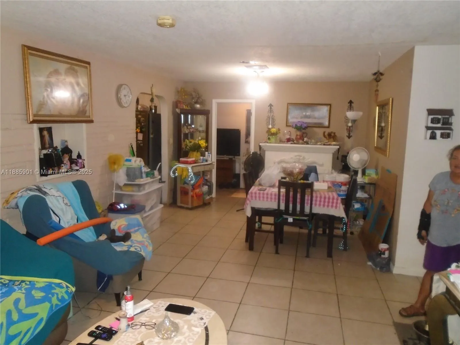 6791 Hope St, Hollywood, Florida 33024, Hollywood, Florida 33024, 4 Bedrooms Bedrooms, ,3 BathroomsBathrooms,Residential,For Sale,6791 Hope St, Hollywood, Florida 33024,A11885901
