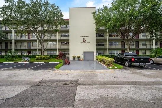 13255 Sw 7th Ct 403d, Pembroke Pines, Florida 3302, Pembroke Pines, Florida 33027, 1 Bedroom Bedrooms, ,1 BathroomBathrooms,Residential Lease,For Rent,13255 Sw 7th Ct 403d, Pembroke Pines, Florida 3302,A11885483
