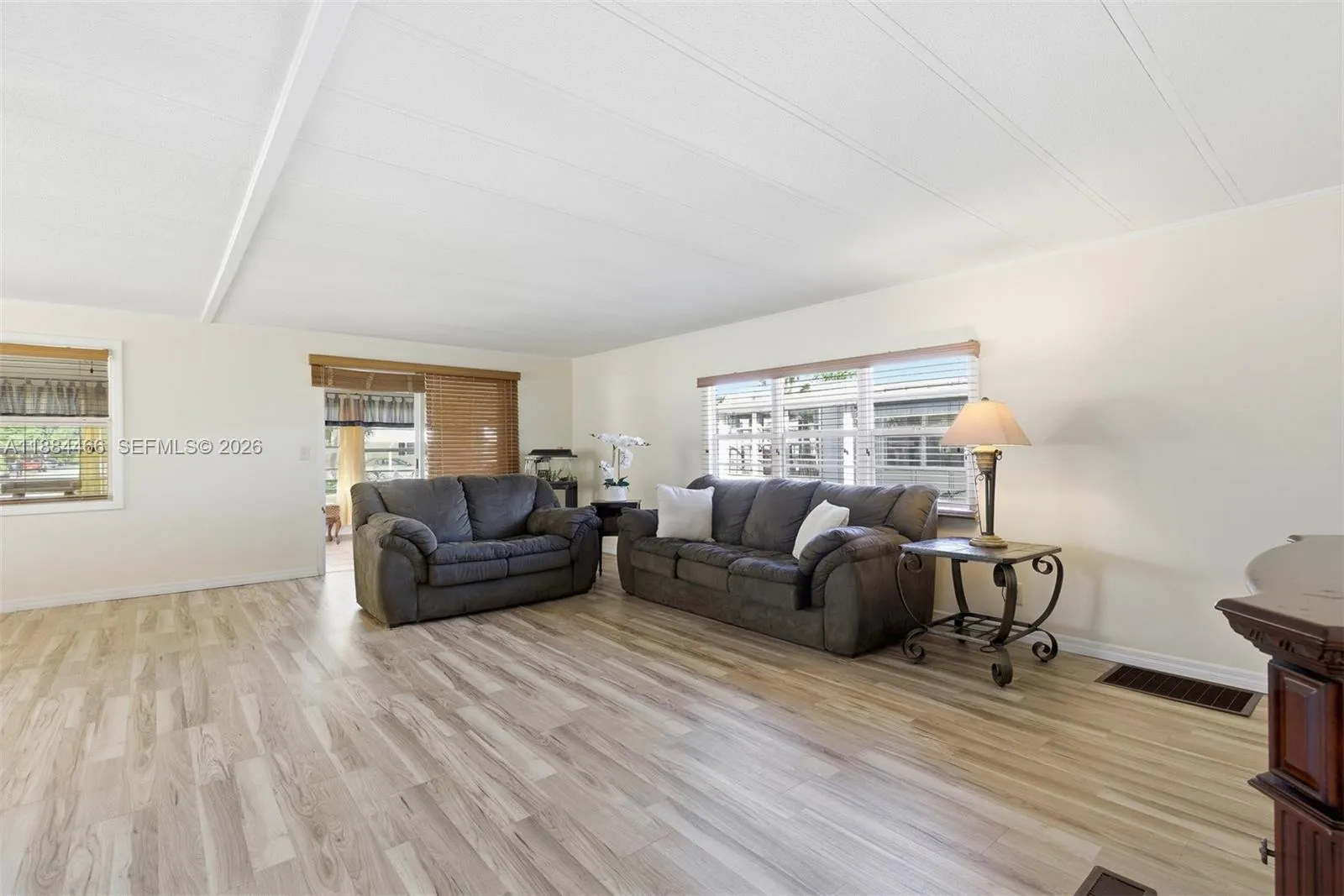 5720 Lakeshore Dr, Dania Beach, Florida 33312, Dania Beach, Florida 33312, 2 Bedrooms Bedrooms, ,2 BathroomsBathrooms,Residential,For Sale,5720 Lakeshore Dr, Dania Beach, Florida 33312,A11884466