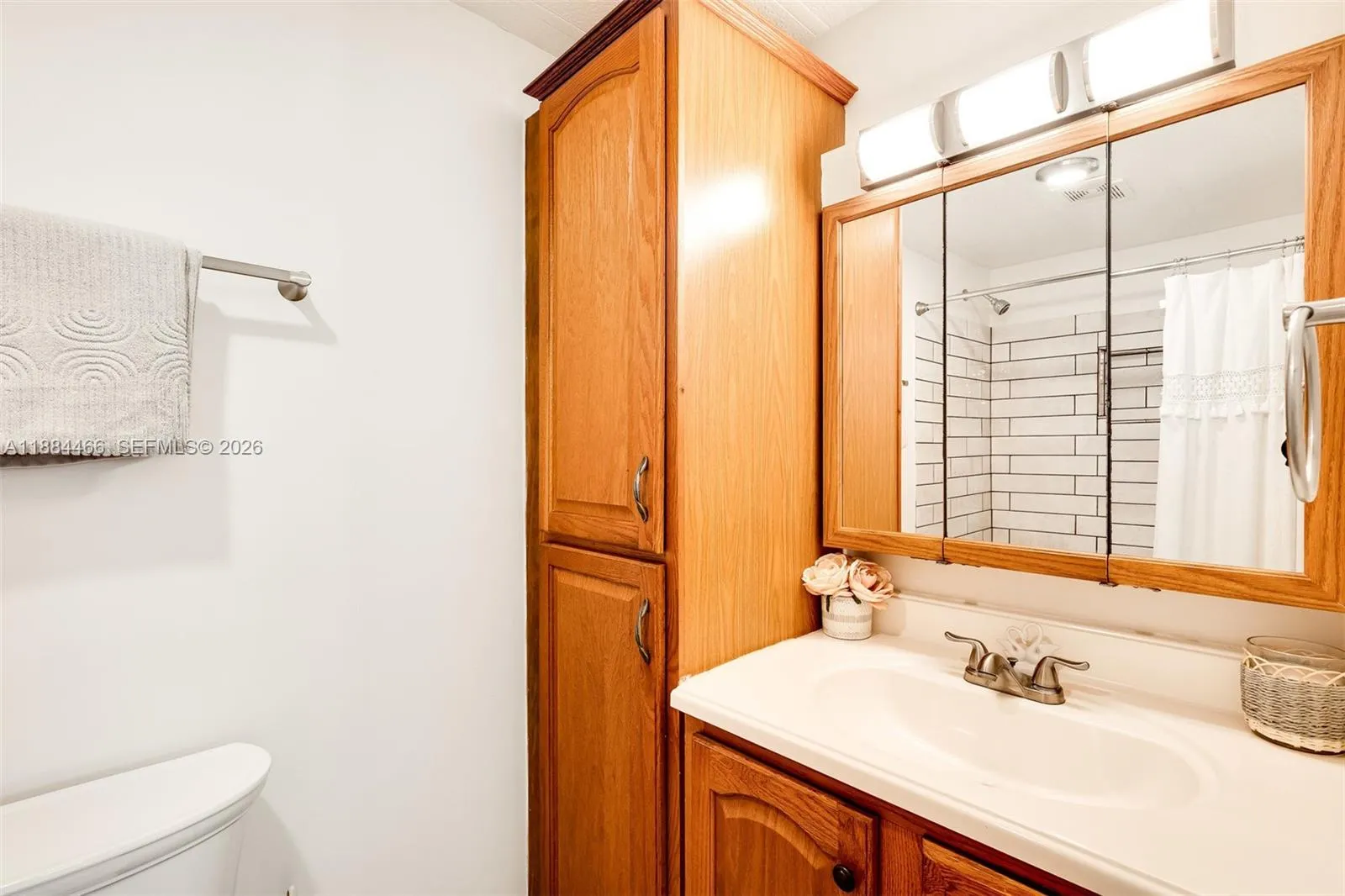 Guest/In-Law suite full bathroom