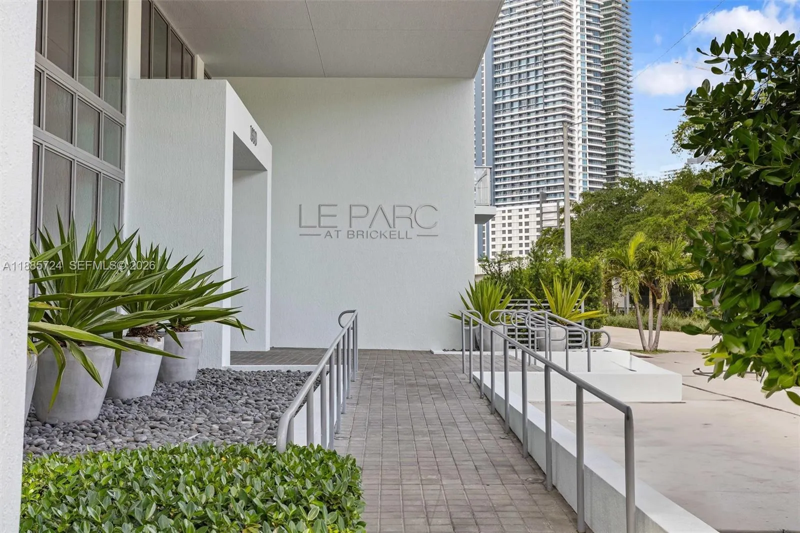 1600 Sw 1st Ave 704, Miami, Florida 33129, Miami, Florida 33129, 1 Bedroom Bedrooms, ,1 BathroomBathrooms,Residential,For Sale,1600 Sw 1st Ave 704, Miami, Florida 33129,A11885724