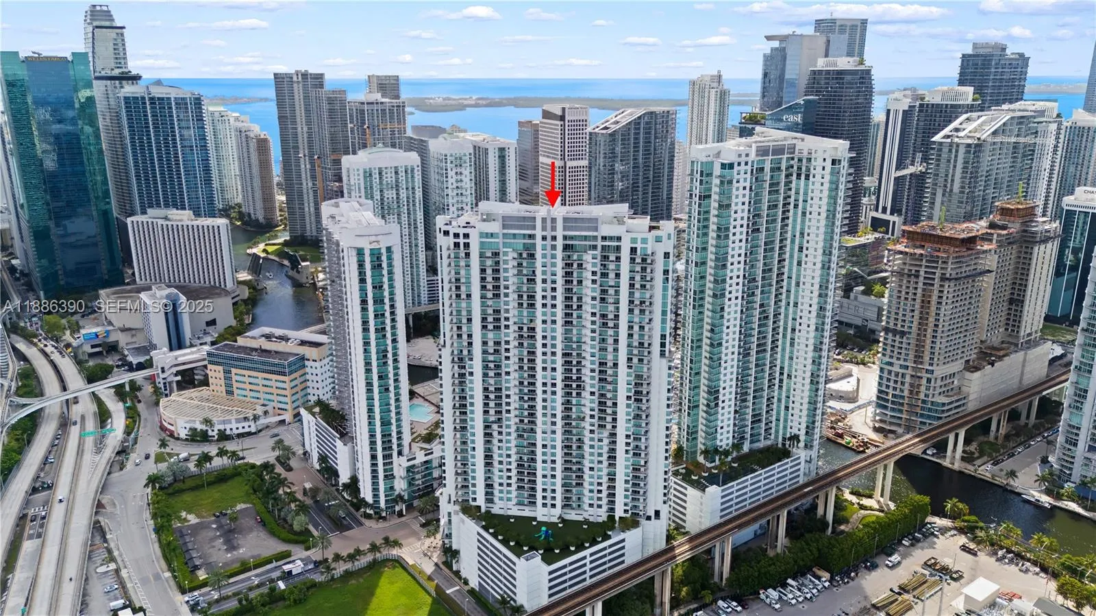 90 Sw 3rd St 3305, Miami, Florida 33130, Miami, Florida 33130, 2 Bedrooms Bedrooms, ,2 BathroomsBathrooms,Residential,For Sale,90 Sw 3rd St 3305, Miami, Florida 33130,A11886390