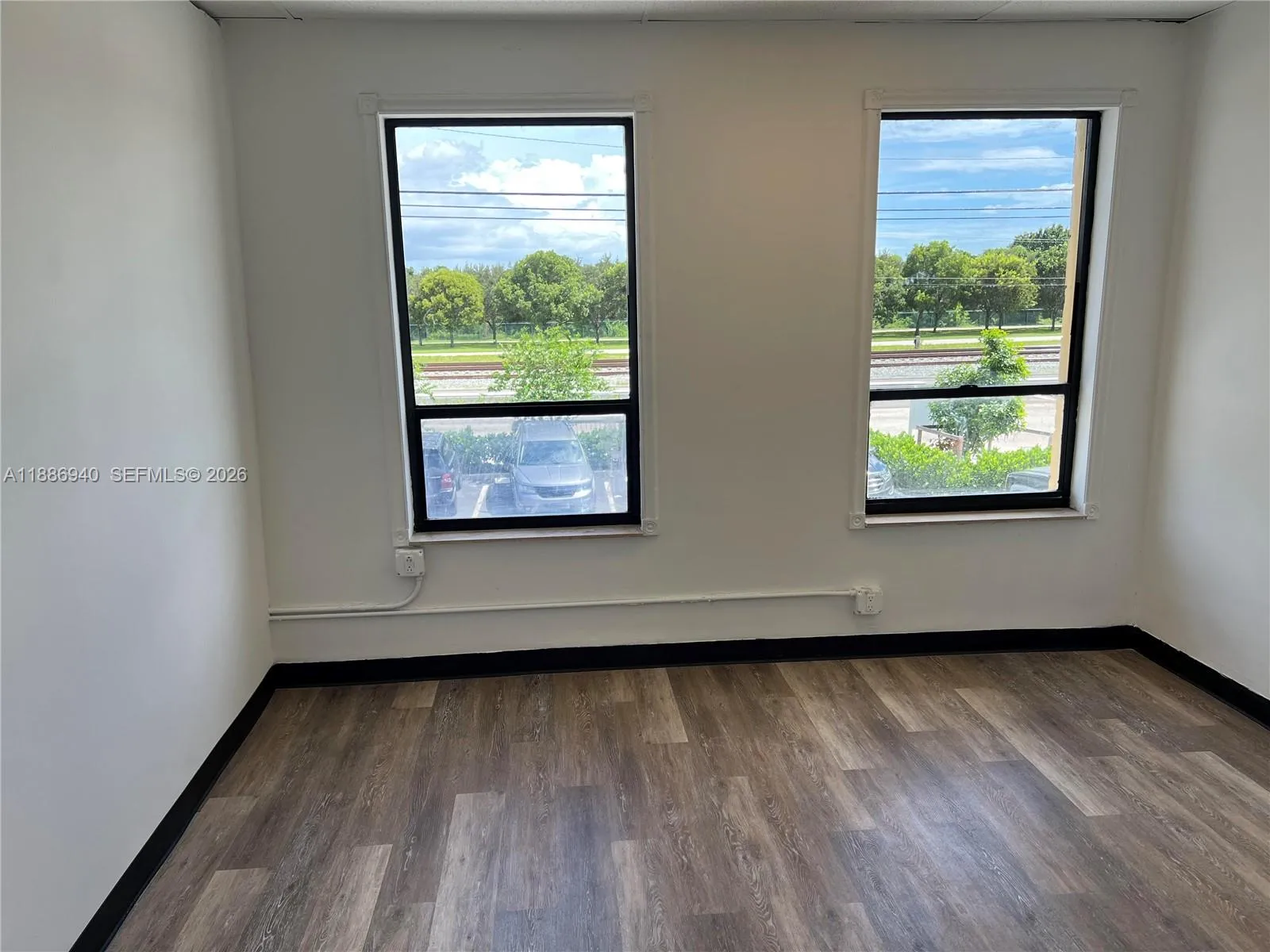 2001 N Dixie Hwy, Pompano Beach, Florida 33060, Pompano Beach, Florida 33060, ,Commercial Lease,For Rent,2001 N Dixie Hwy, Pompano Beach, Florida 33060,A11886940