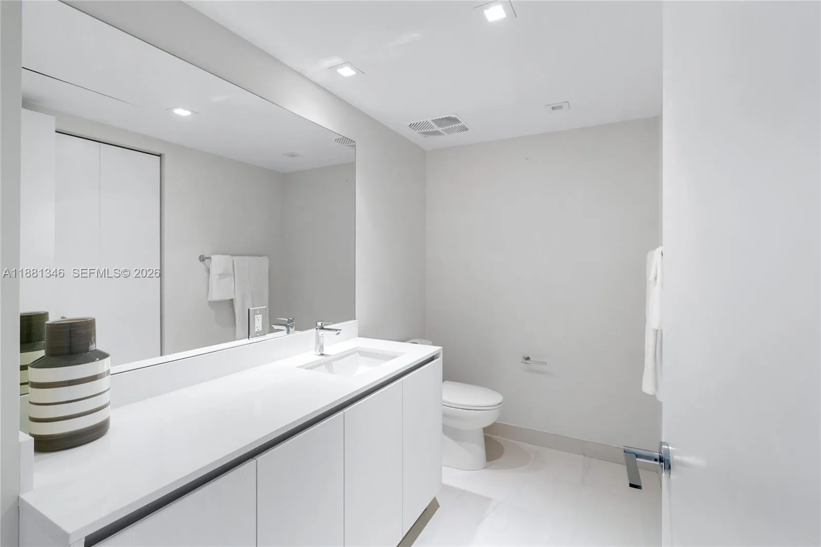 1116 N Ocean Blvd 1404, Pompano Beach, Florida 330, Pompano Beach, Florida 33062, 3 Bedrooms Bedrooms, ,3 BathroomsBathrooms,Residential Lease,For Rent,1116 N Ocean Blvd 1404, Pompano Beach, Florida 330,A11881346