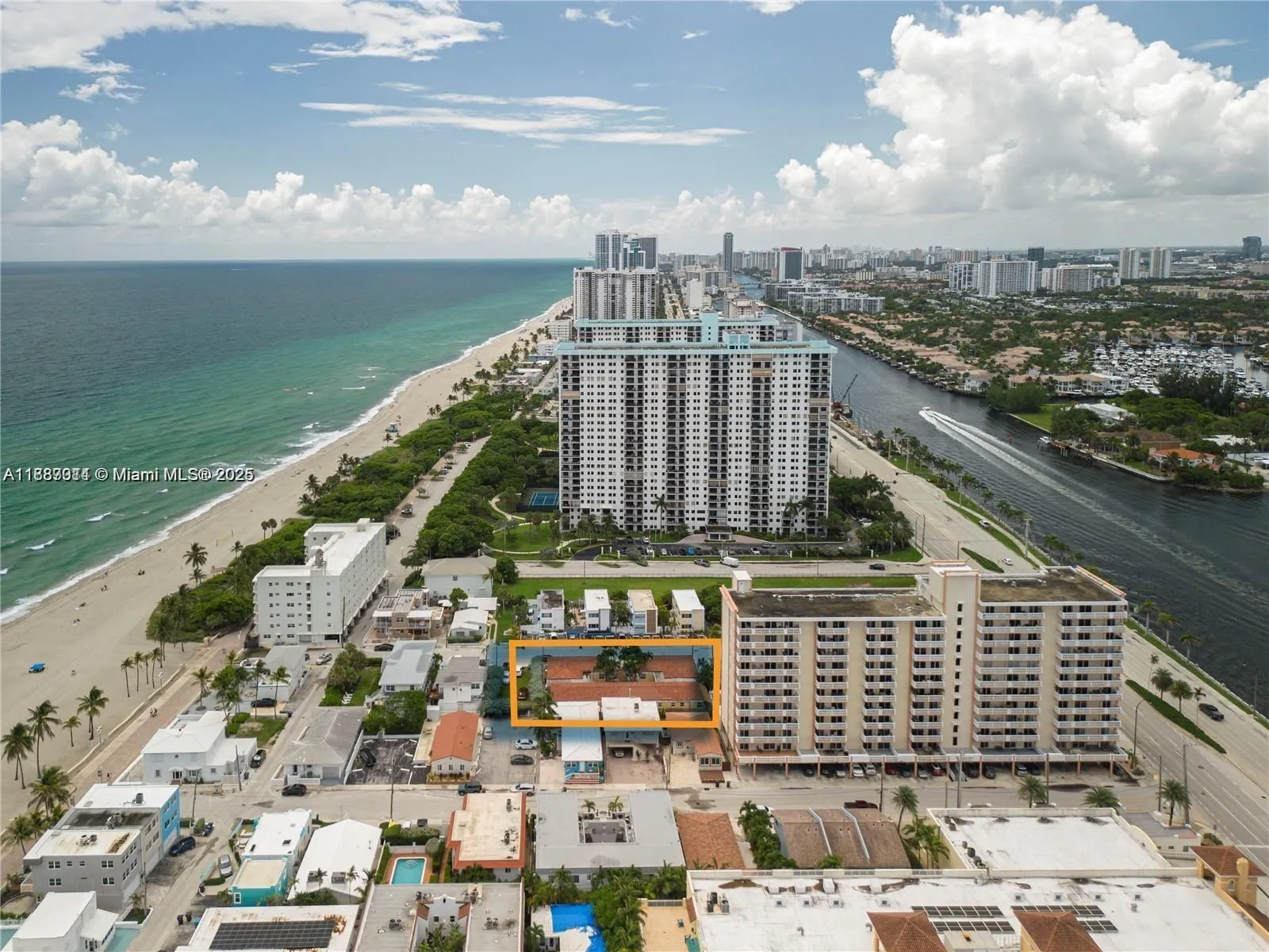 335 Georgia St, Hollywood, Florida 33019, Hollywood, Florida 33019, ,Residential Income,For Sale,335 Georgia St, Hollywood, Florida 33019,A11887011