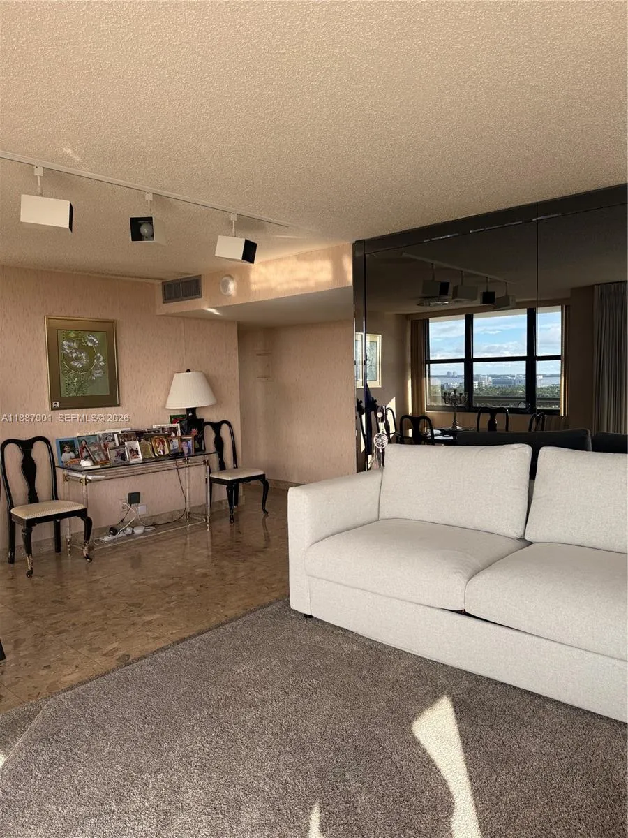 2555 Collins Ave 2112, Miami Beach, Florida 33140, Miami Beach, Florida 33140, 2 Bedrooms Bedrooms, ,2 BathroomsBathrooms,Residential,For Sale,2555 Collins Ave 2112, Miami Beach, Florida 33140,A11887001