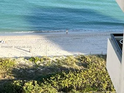 2555 Collins Ave 2112, Miami Beach, Florida 33140, Miami Beach, Florida 33140, 2 Bedrooms Bedrooms, ,2 BathroomsBathrooms,Residential,For Sale,2555 Collins Ave 2112, Miami Beach, Florida 33140,A11887001