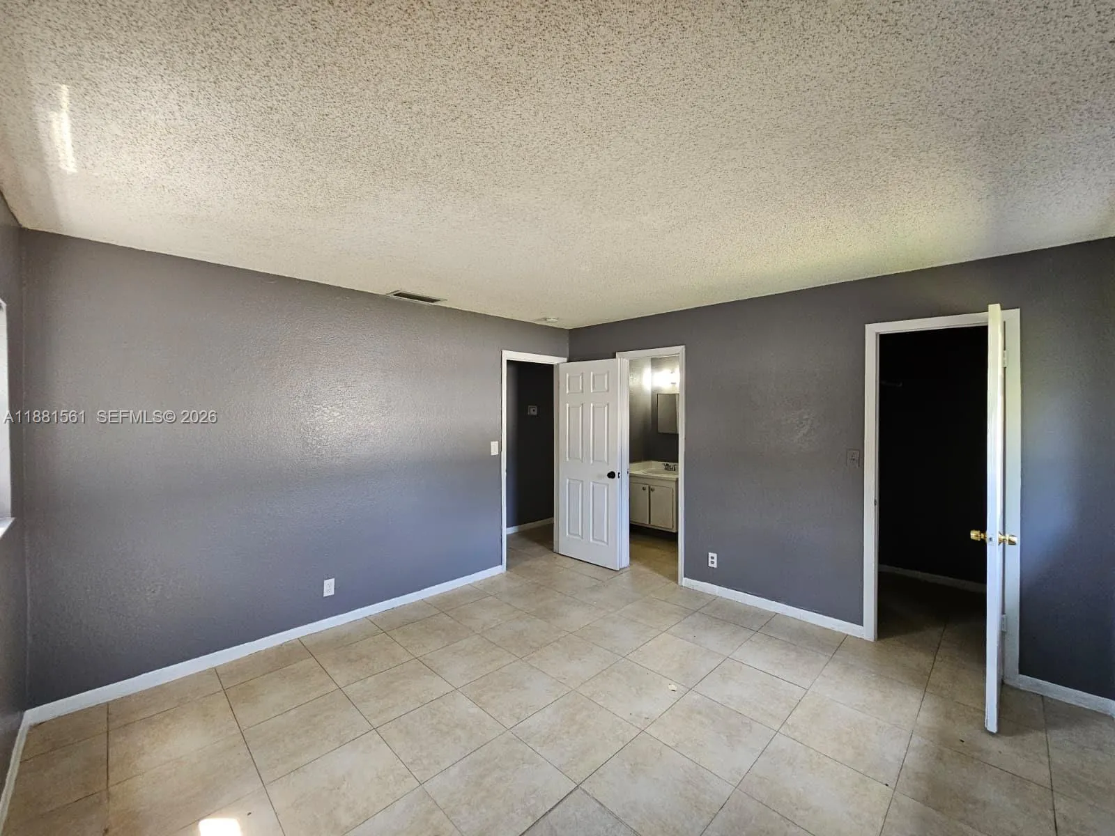 325 Sw 80th Ter, North Lauderdale, Florida 33068, North Lauderdale, Florida 33068, 4 Bedrooms Bedrooms, ,2 BathroomsBathrooms,Residential,For Sale,325 Sw 80th Ter, North Lauderdale, Florida 33068,A11881561