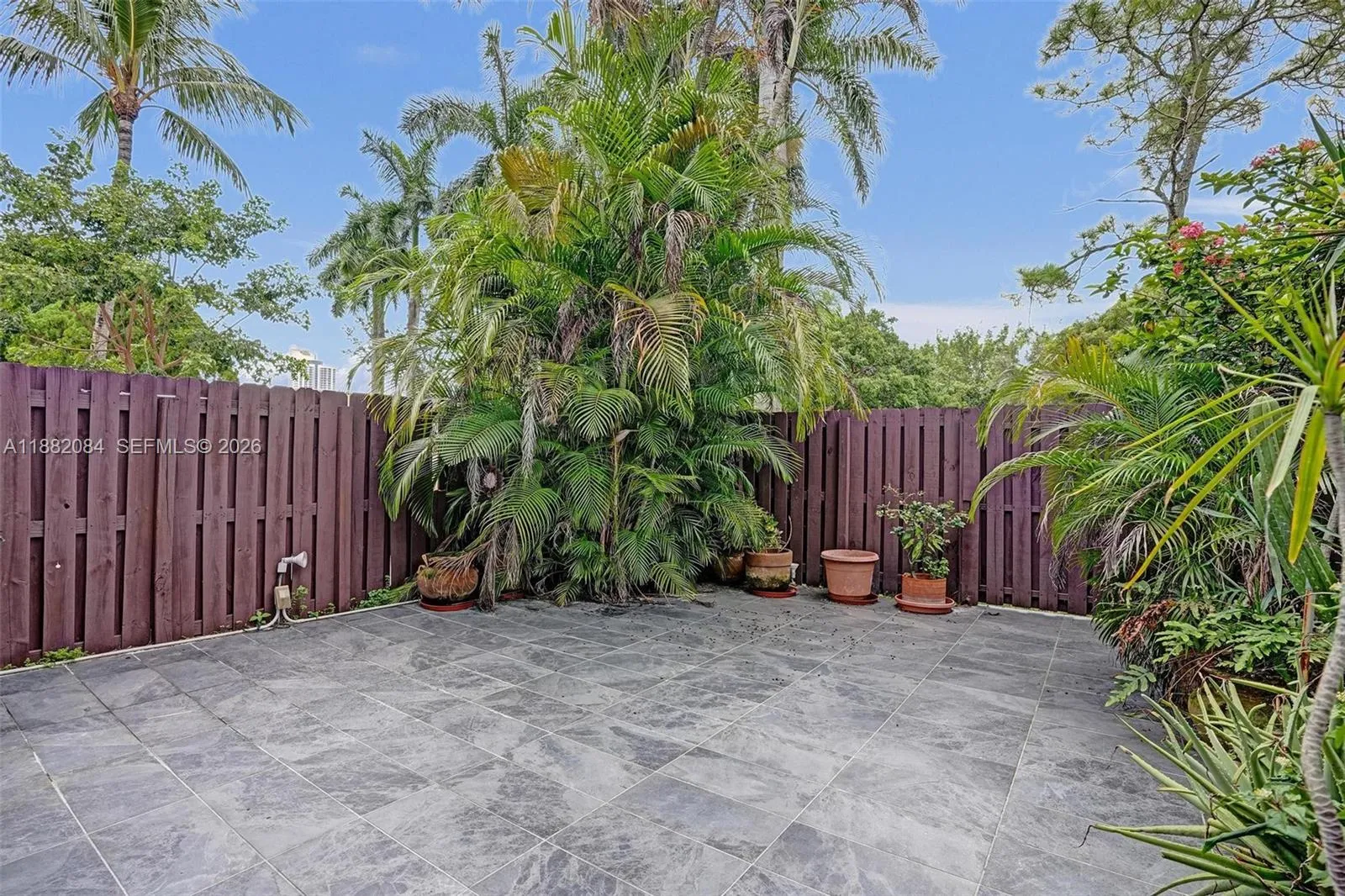 2220 Ne 11th St, Hallandale Beach, Florida 33009, Hallandale Beach, Florida 33009, 2 Bedrooms Bedrooms, ,2 BathroomsBathrooms,Residential,For Sale,2220 Ne 11th St, Hallandale Beach, Florida 33009,A11882084