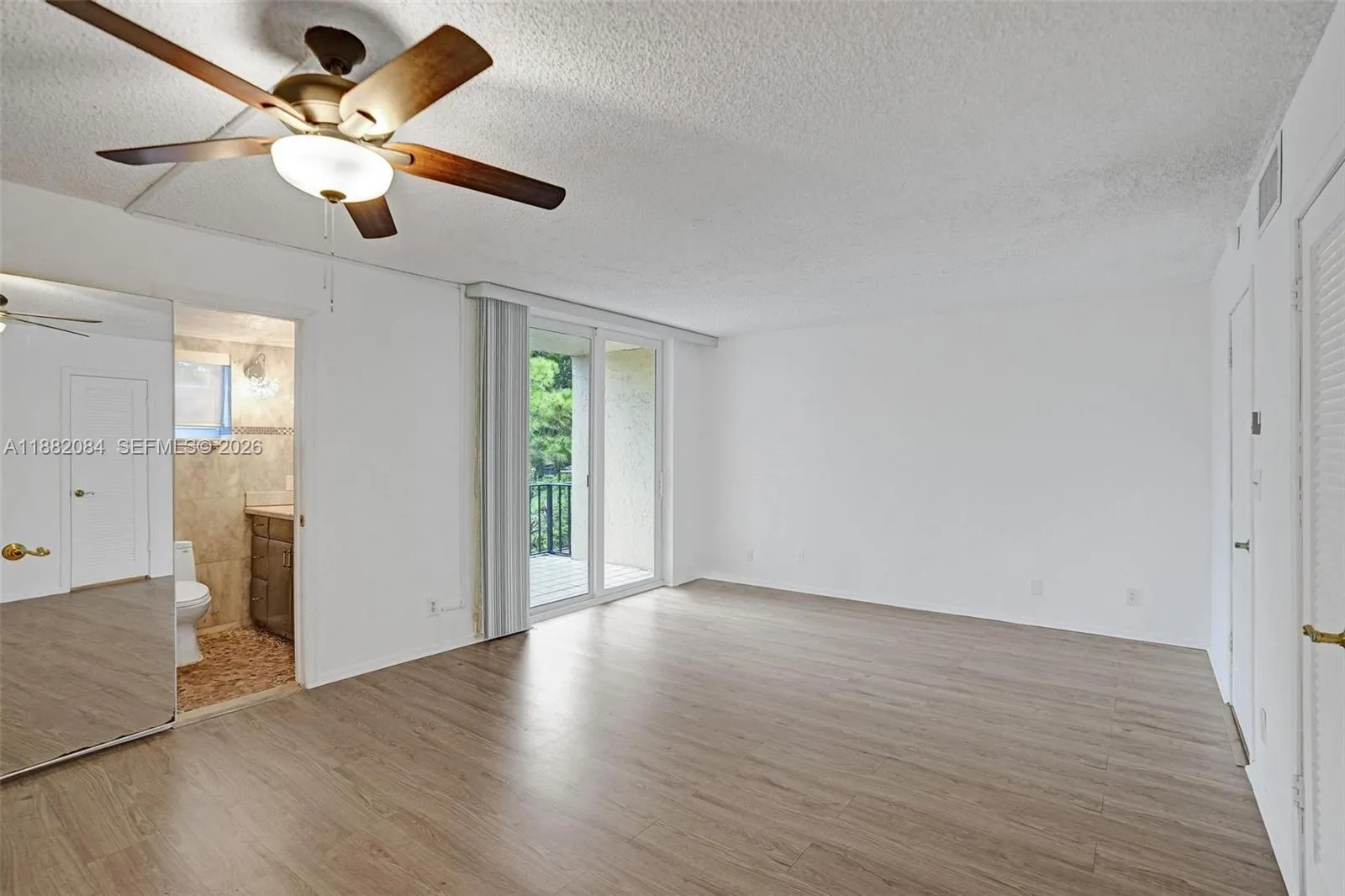 2220 Ne 11th St, Hallandale Beach, Florida 33009, Hallandale Beach, Florida 33009, 2 Bedrooms Bedrooms, ,2 BathroomsBathrooms,Residential,For Sale,2220 Ne 11th St, Hallandale Beach, Florida 33009,A11882084