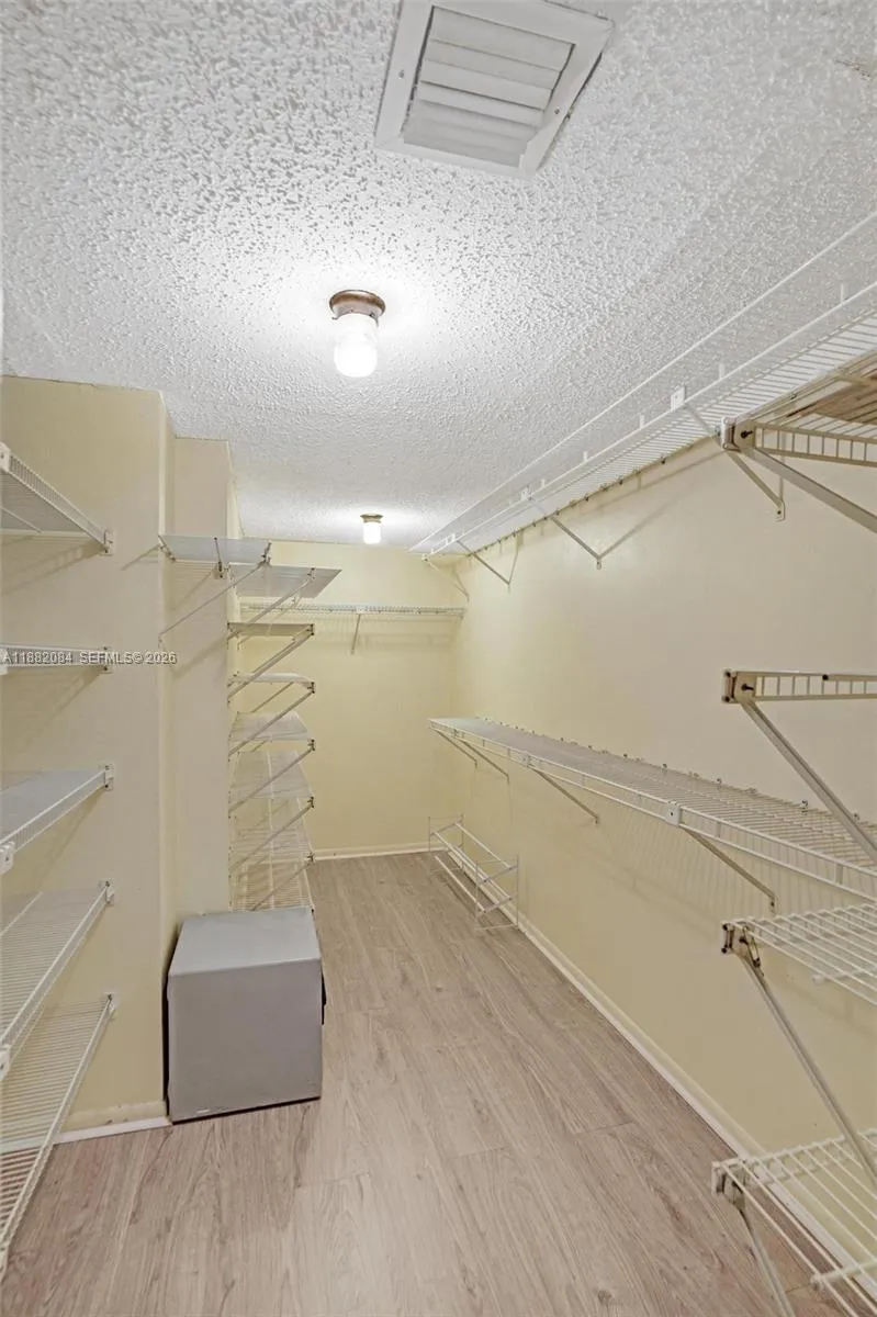 2220 Ne 11th St, Hallandale Beach, Florida 33009, Hallandale Beach, Florida 33009, 2 Bedrooms Bedrooms, ,2 BathroomsBathrooms,Residential,For Sale,2220 Ne 11th St, Hallandale Beach, Florida 33009,A11882084