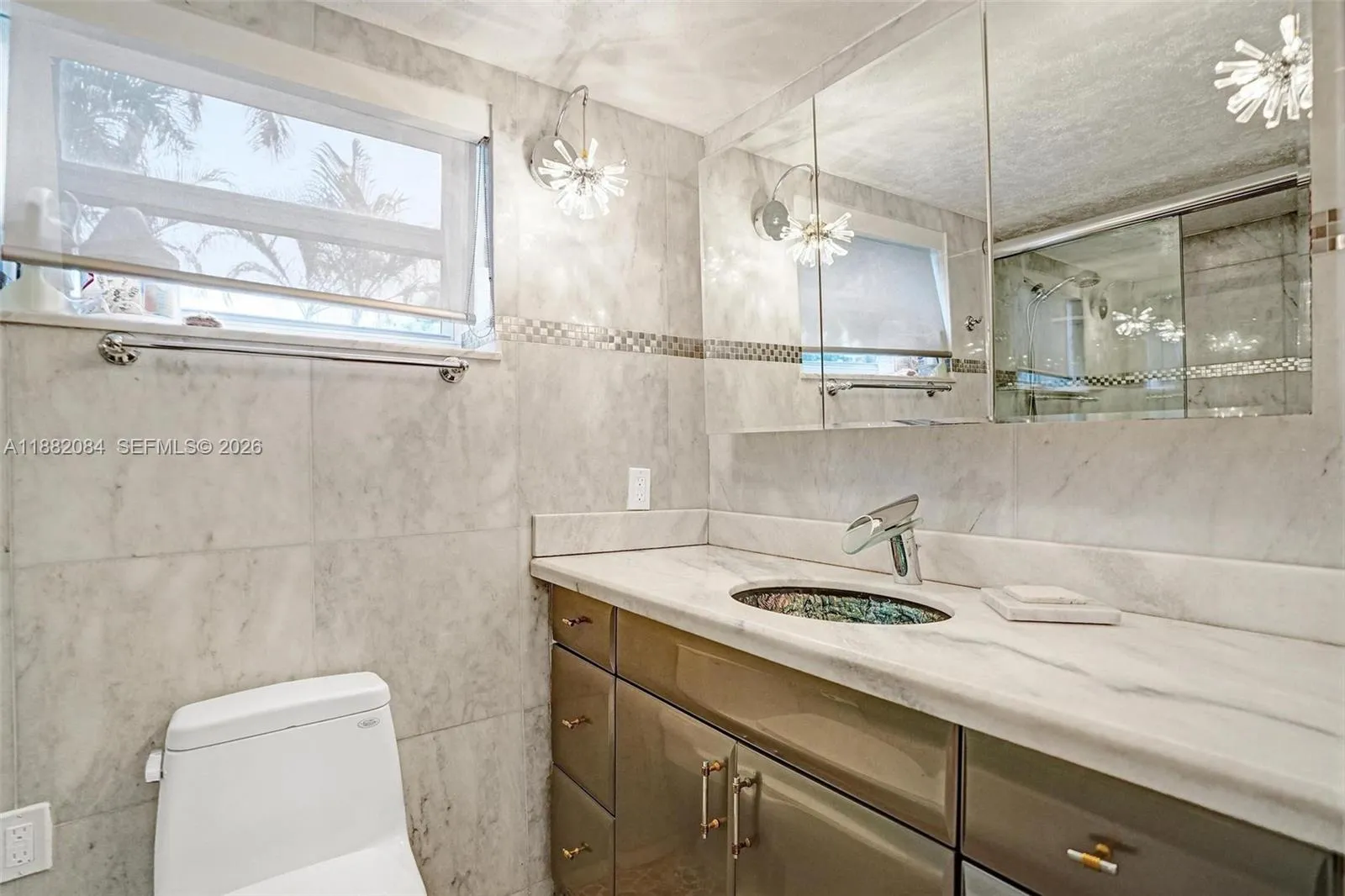 2220 Ne 11th St, Hallandale Beach, Florida 33009, Hallandale Beach, Florida 33009, 2 Bedrooms Bedrooms, ,2 BathroomsBathrooms,Residential,For Sale,2220 Ne 11th St, Hallandale Beach, Florida 33009,A11882084