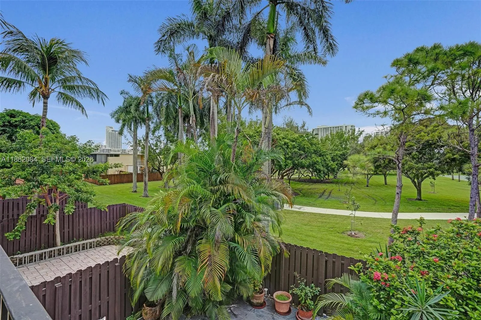 2220 Ne 11th St, Hallandale Beach, Florida 33009, Hallandale Beach, Florida 33009, 2 Bedrooms Bedrooms, ,2 BathroomsBathrooms,Residential,For Sale,2220 Ne 11th St, Hallandale Beach, Florida 33009,A11882084