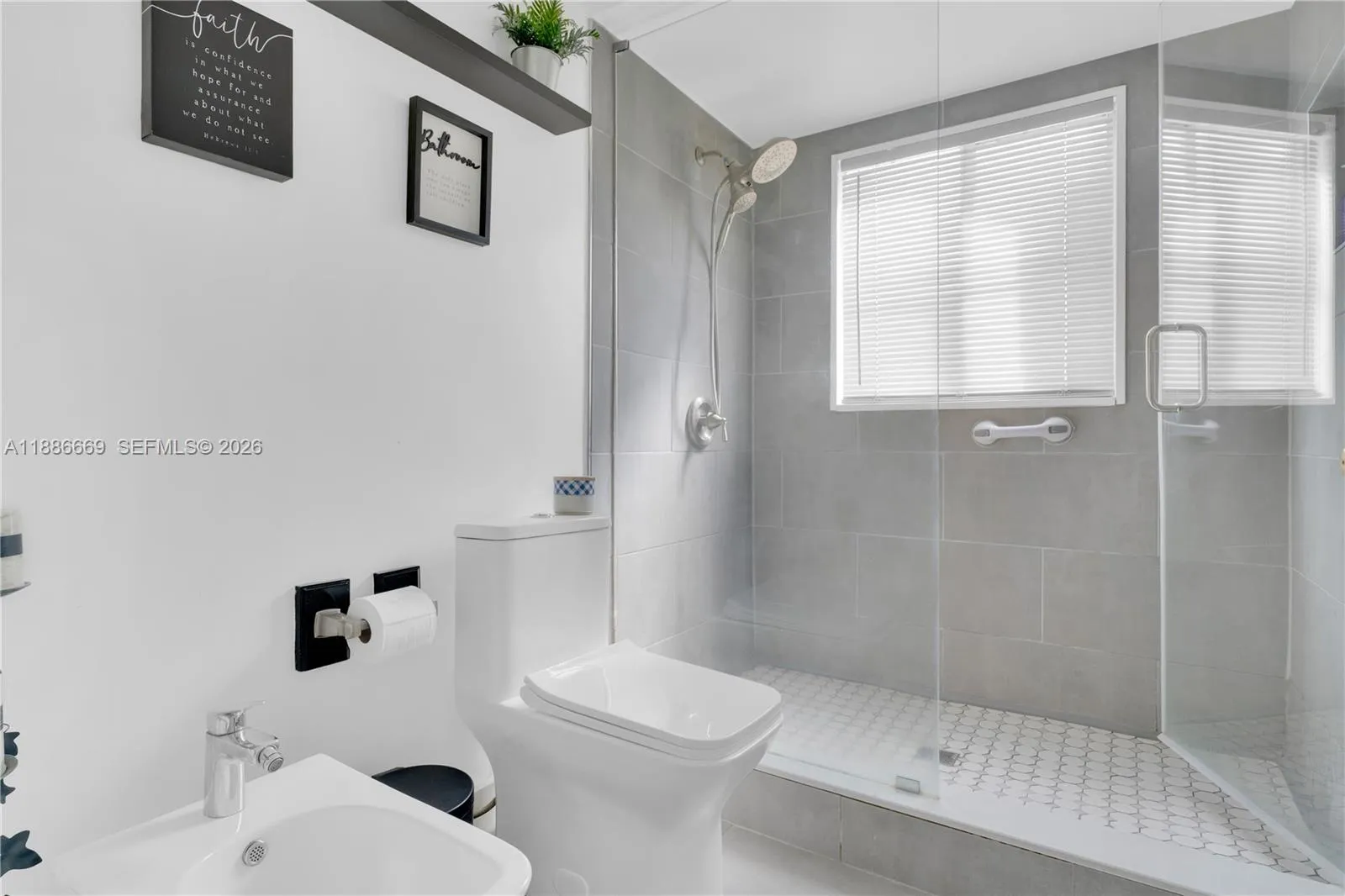 11126 Sw 148th Pl, Miami, Florida 33196, Miami, Florida 33196, 5 Bedrooms Bedrooms, ,3 BathroomsBathrooms,Residential,For Sale,11126 Sw 148th Pl, Miami, Florida 33196,A11886669