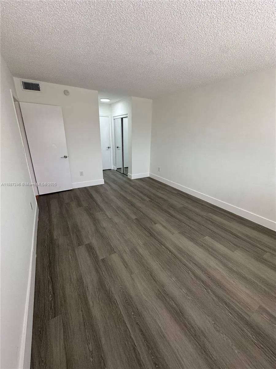 7703 Camino Real A413, Miami, Florida 33143, Miami, Florida 33143, 1 Bedroom Bedrooms, ,1 BathroomBathrooms,Residential Lease,For Rent,7703 Camino Real A413, Miami, Florida 33143,A11887246