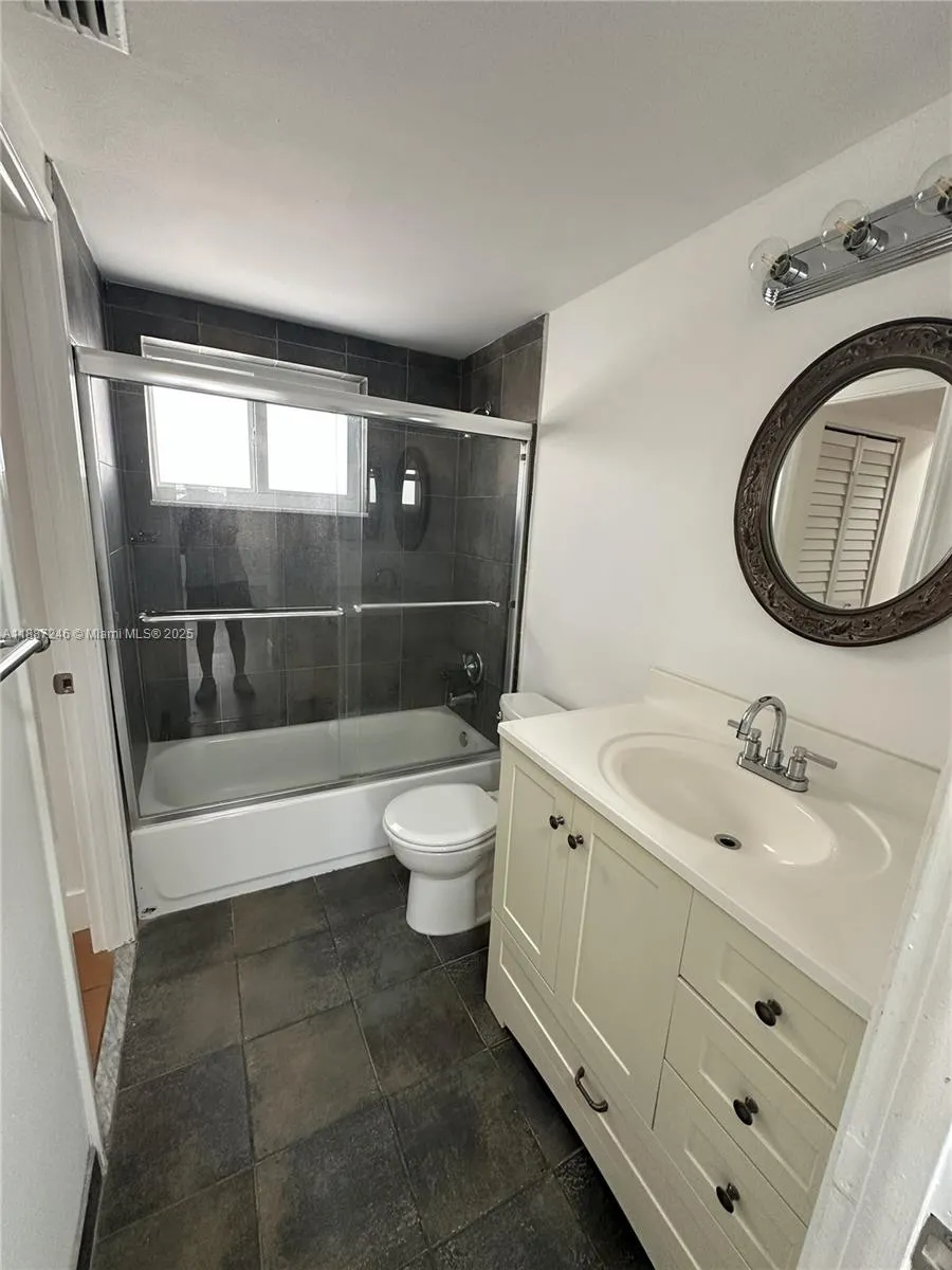 7703 Camino Real A413, Miami, Florida 33143, Miami, Florida 33143, 1 Bedroom Bedrooms, ,1 BathroomBathrooms,Residential Lease,For Rent,7703 Camino Real A413, Miami, Florida 33143,A11887246
