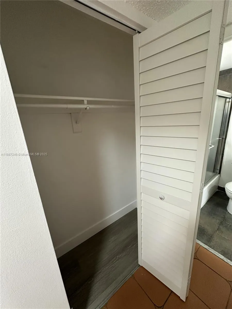 7703 Camino Real A413, Miami, Florida 33143, Miami, Florida 33143, 1 Bedroom Bedrooms, ,1 BathroomBathrooms,Residential Lease,For Rent,7703 Camino Real A413, Miami, Florida 33143,A11887246