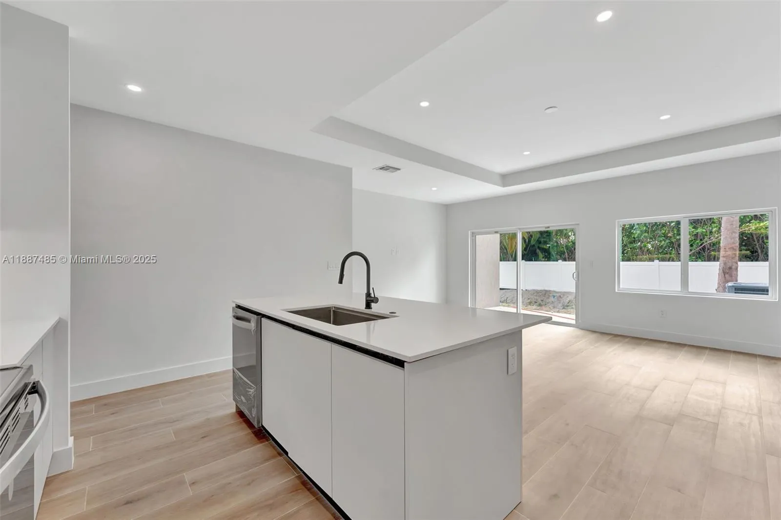 1559 Nw 94th Way 08, Coral Springs, Florida 33071, Coral Springs, Florida 33071, 3 Bedrooms Bedrooms, ,2 BathroomsBathrooms,Residential,For Sale,1559 Nw 94th Way 08, Coral Springs, Florida 33071,A11887485