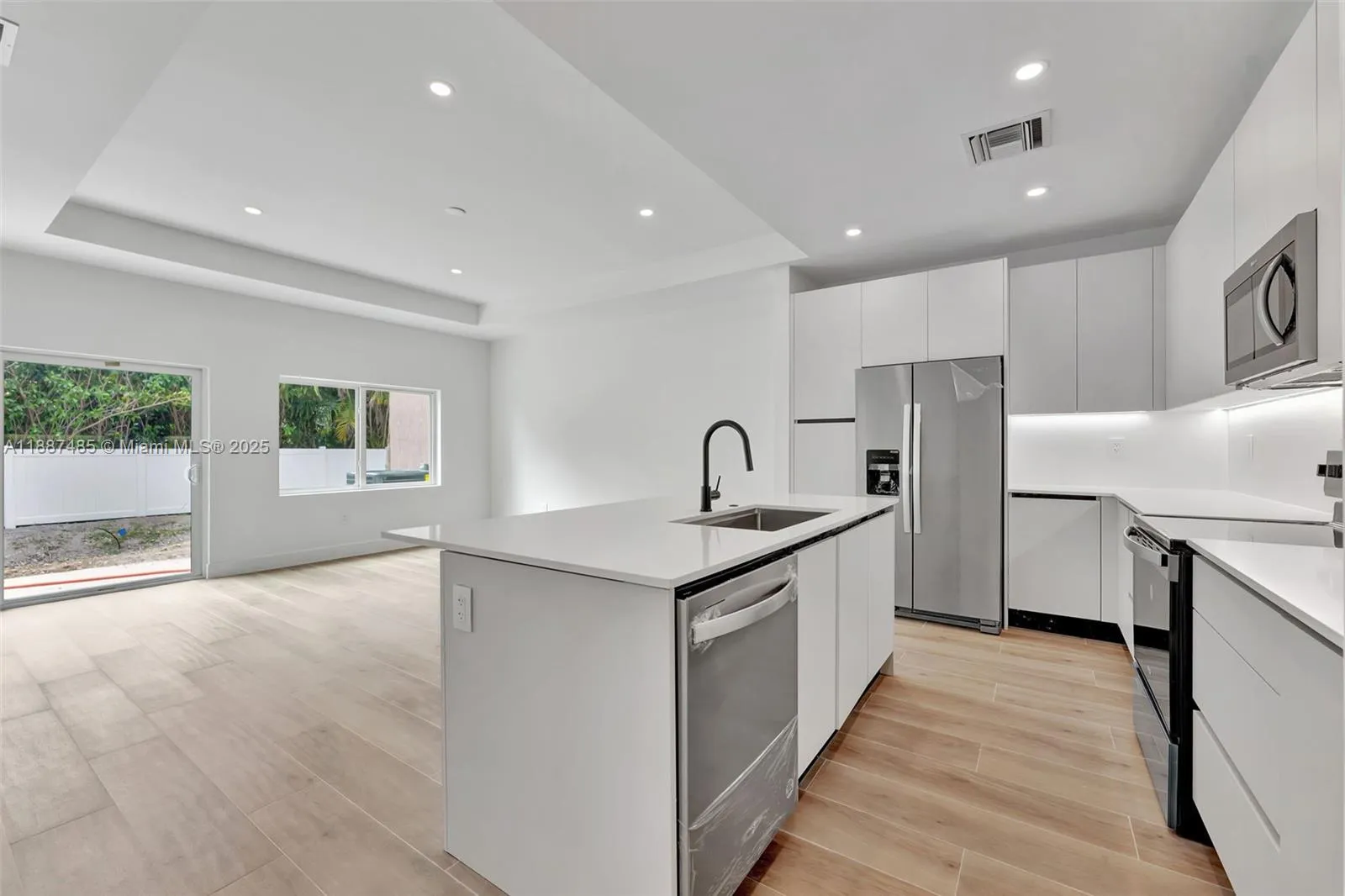 1559 Nw 94th Way 08, Coral Springs, Florida 33071, Coral Springs, Florida 33071, 3 Bedrooms Bedrooms, ,2 BathroomsBathrooms,Residential,For Sale,1559 Nw 94th Way 08, Coral Springs, Florida 33071,A11887485