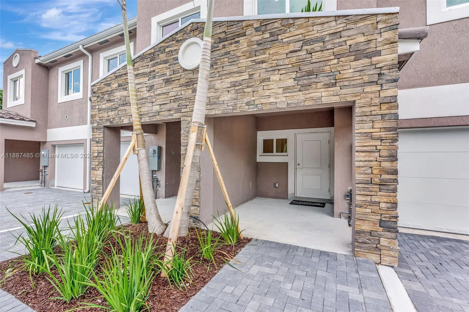 1559 Nw 94th Way 08, Coral Springs, Florida 33071, Coral Springs, Florida 33071, 3 Bedrooms Bedrooms, ,2 BathroomsBathrooms,Residential,For Sale,1559 Nw 94th Way 08, Coral Springs, Florida 33071,A11887485