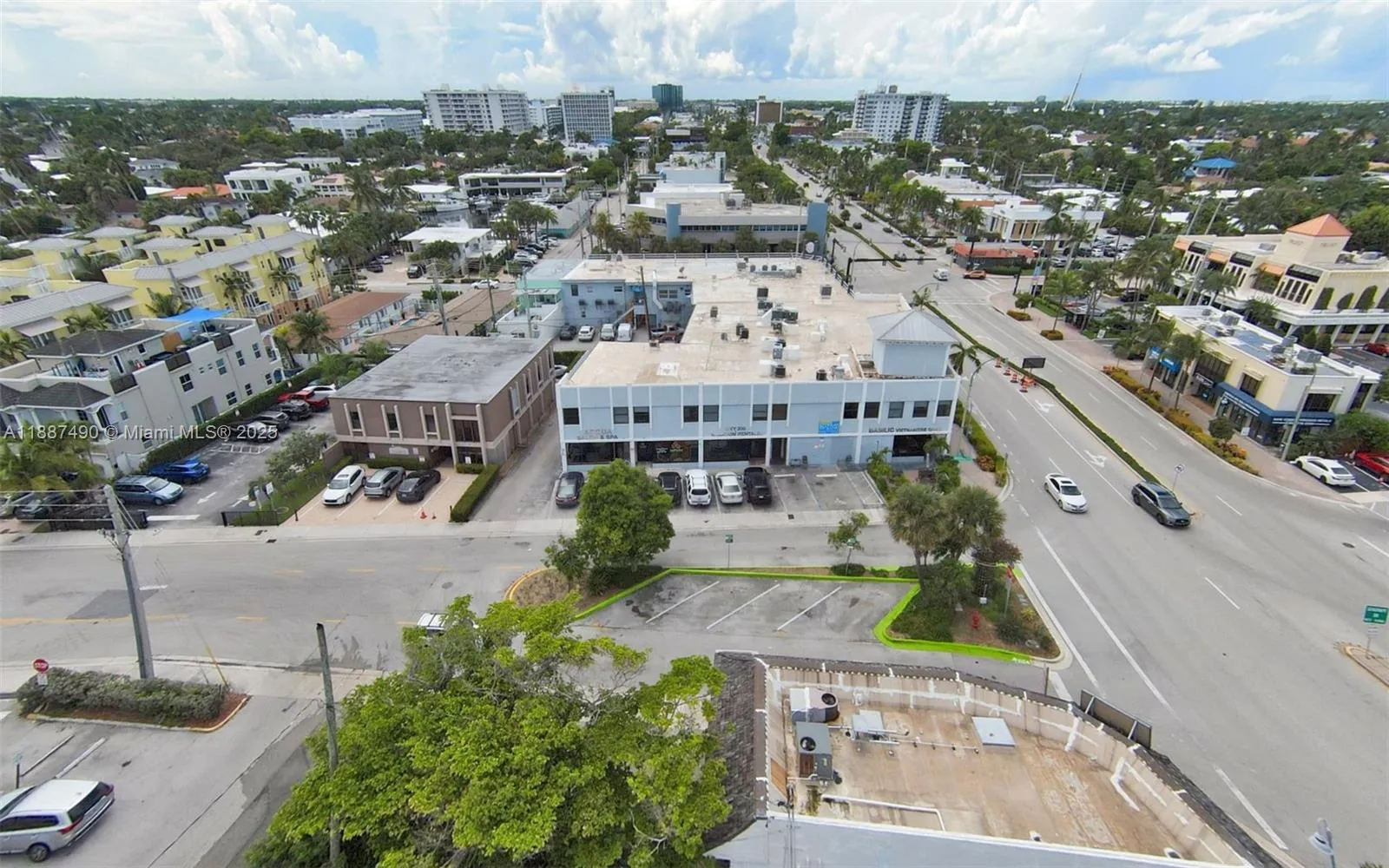 218 Commercial Blvd # 108, Lauderdale By The Sea, Lauderdale By The Sea, Florida 33308, ,Business Opportunity,For Sale,218 Commercial Blvd # 108, Lauderdale By The Sea, ,A11887490