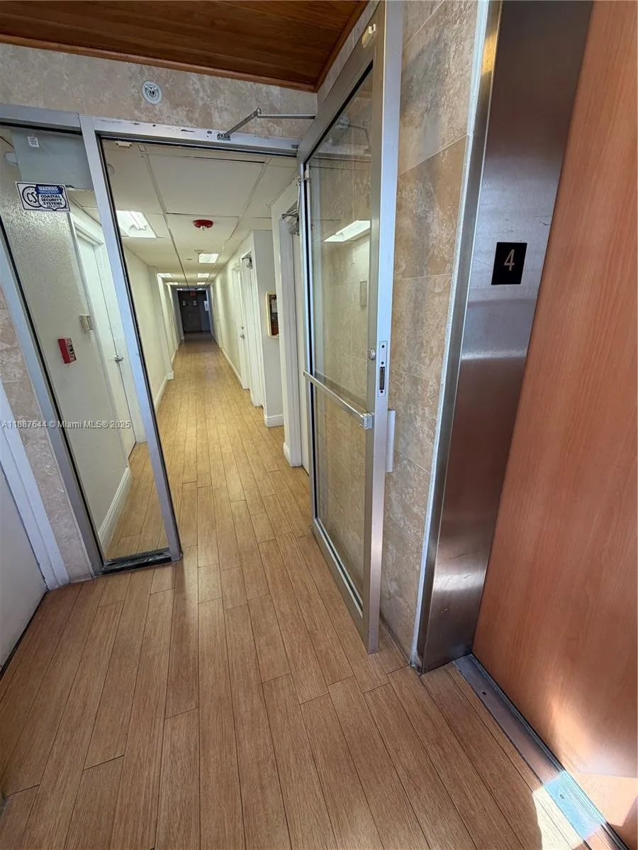 4011 W Flagler St 404, Miami, Florida 33134, Miami, Florida 33134, ,Commercial Lease,For Rent,4011 W Flagler St 404, Miami, Florida 33134,A11887644