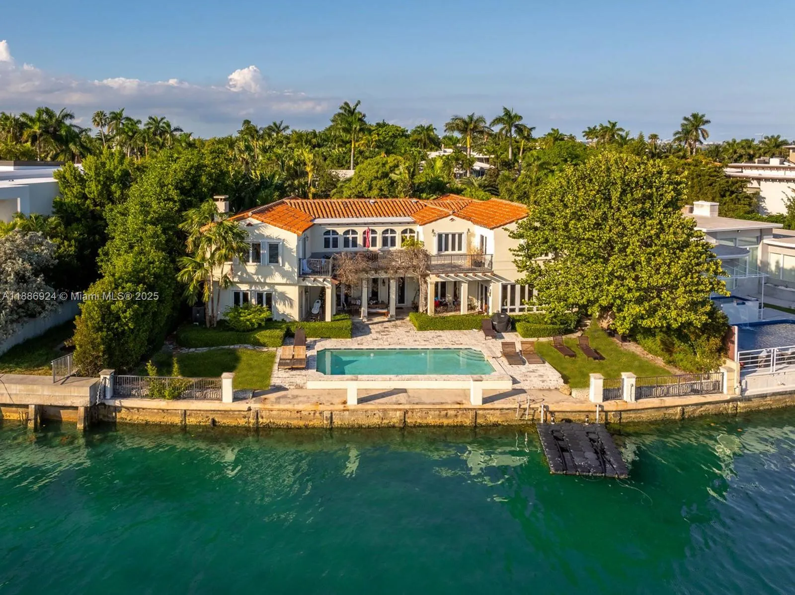 11 E Rivo Alto Dr, Miami Beach, Florida 33139, Miami Beach, Florida 33139, 4 Bedrooms Bedrooms, ,5 BathroomsBathrooms,Residential Lease,For Rent,11 E Rivo Alto Dr, Miami Beach, Florida 33139,A11886924