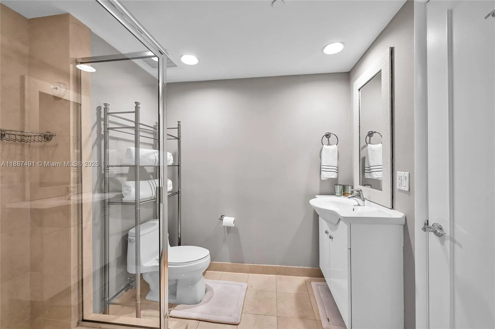 1850 S Ocean Dr 1507, Hallandale Beach, Florida 33, Hallandale Beach, Florida 33009, 3 Bedrooms Bedrooms, ,3 BathroomsBathrooms,Residential,For Sale,1850 S Ocean Dr 1507, Hallandale Beach, Florida 33,A11887491