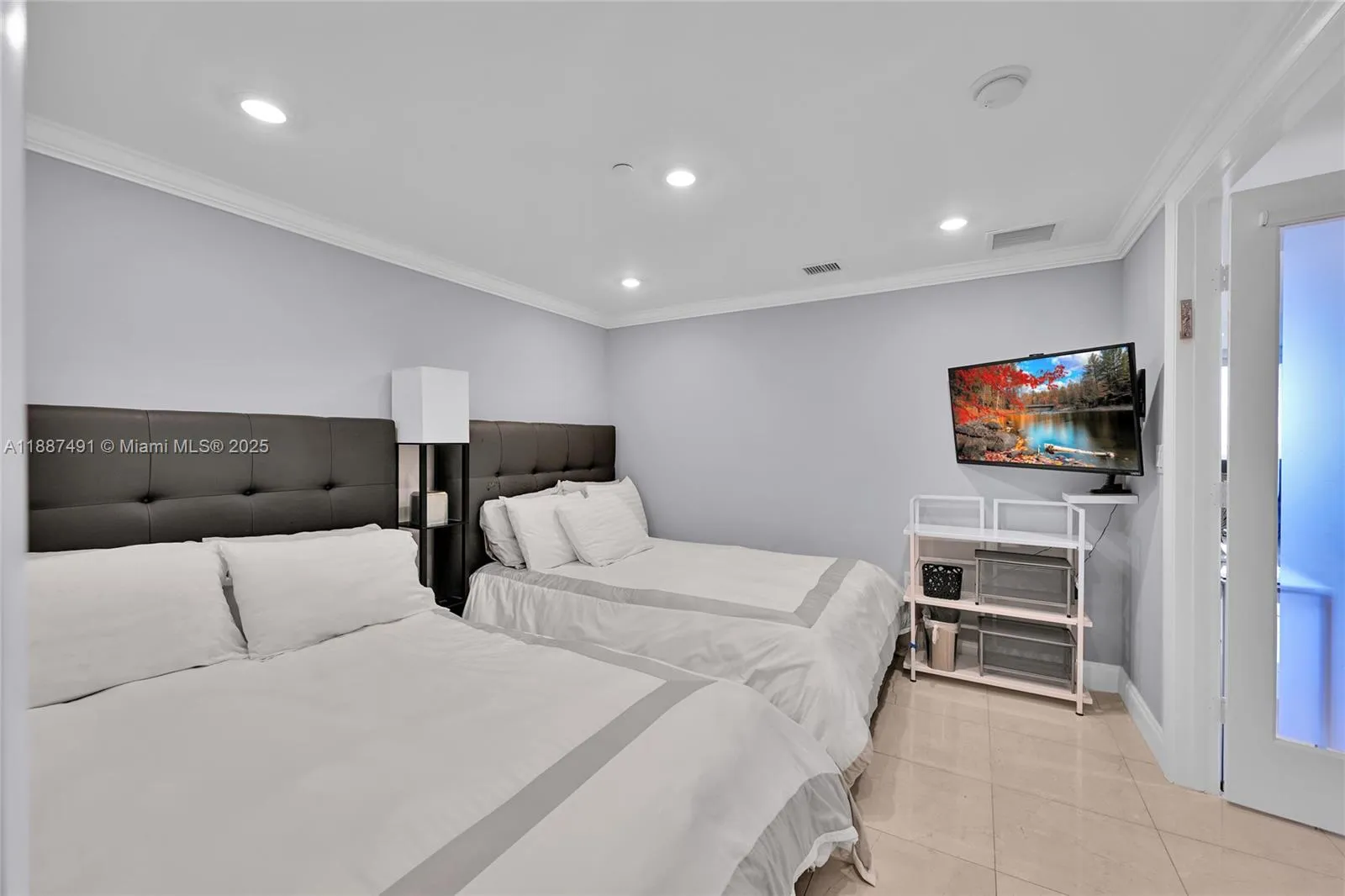 1850 S Ocean Dr 1507, Hallandale Beach, Florida 33, Hallandale Beach, Florida 33009, 3 Bedrooms Bedrooms, ,3 BathroomsBathrooms,Residential,For Sale,1850 S Ocean Dr 1507, Hallandale Beach, Florida 33,A11887491