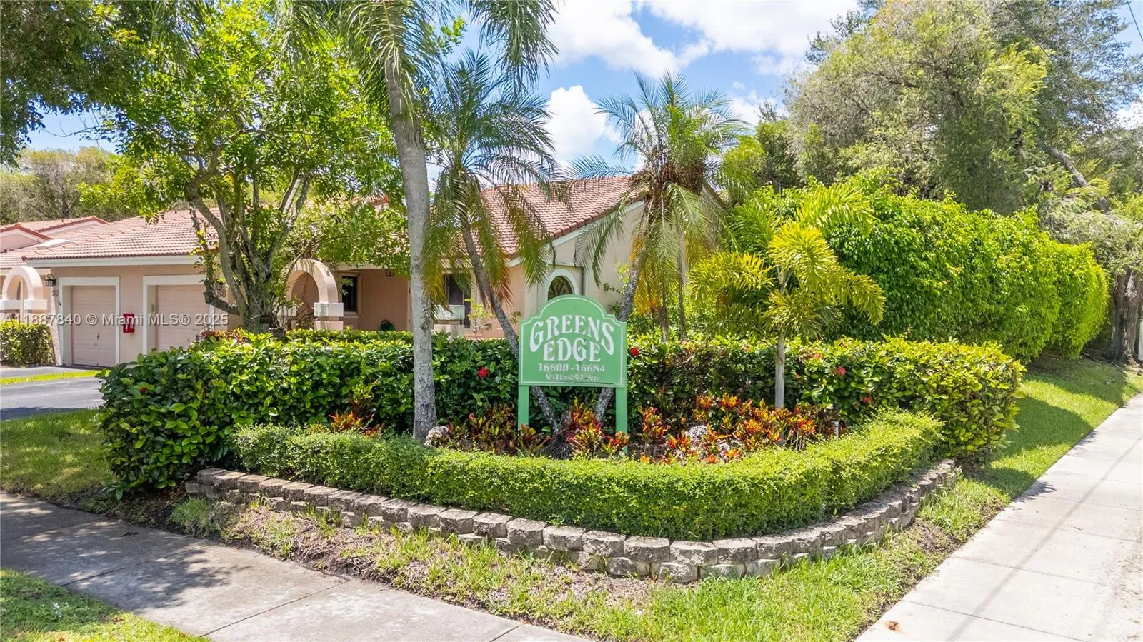 16624 Greens Edge Cir 75, Weston, Florida 33326, Weston, Florida 33326, 3 Bedrooms Bedrooms, ,2 BathroomsBathrooms,Residential,For Sale,16624 Greens Edge Cir 75, Weston, Florida 33326,A11887840 16624 Greens Edge Cir 75, Weston, Florida 33326, Weston, Florida 33326, 3 Bedrooms Bedrooms, ,2 BathroomsBathrooms,Residential,For Sale,16624 Greens Edge Cir 75, Weston, Florida 33326,A11887840