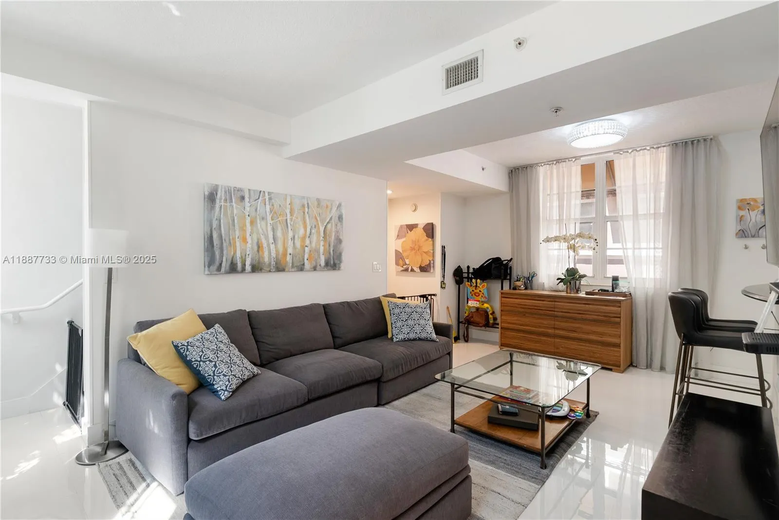 3232 Sw 22nd Ter Th 115, Miami, Florida 33145, Miami, Florida 33145, 2 Bedrooms Bedrooms, ,2 BathroomsBathrooms,Residential,For Sale,3232 Sw 22nd Ter Th 115, Miami, Florida 33145,A11887733