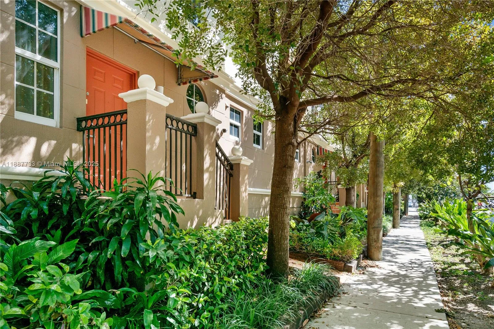 3232 Sw 22nd Ter Th 115, Miami, Florida 33145, Miami, Florida 33145, 2 Bedrooms Bedrooms, ,2 BathroomsBathrooms,Residential,For Sale,3232 Sw 22nd Ter Th 115, Miami, Florida 33145,A11887733