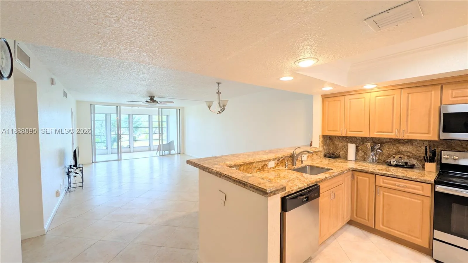3090 N Course Dr 304, Pompano Beach, Florida 33069, Pompano Beach, Florida 33069, 2 Bedrooms Bedrooms, ,2 BathroomsBathrooms,Residential Lease,For Rent,3090 N Course Dr 304, Pompano Beach, Florida 33069,A11888095