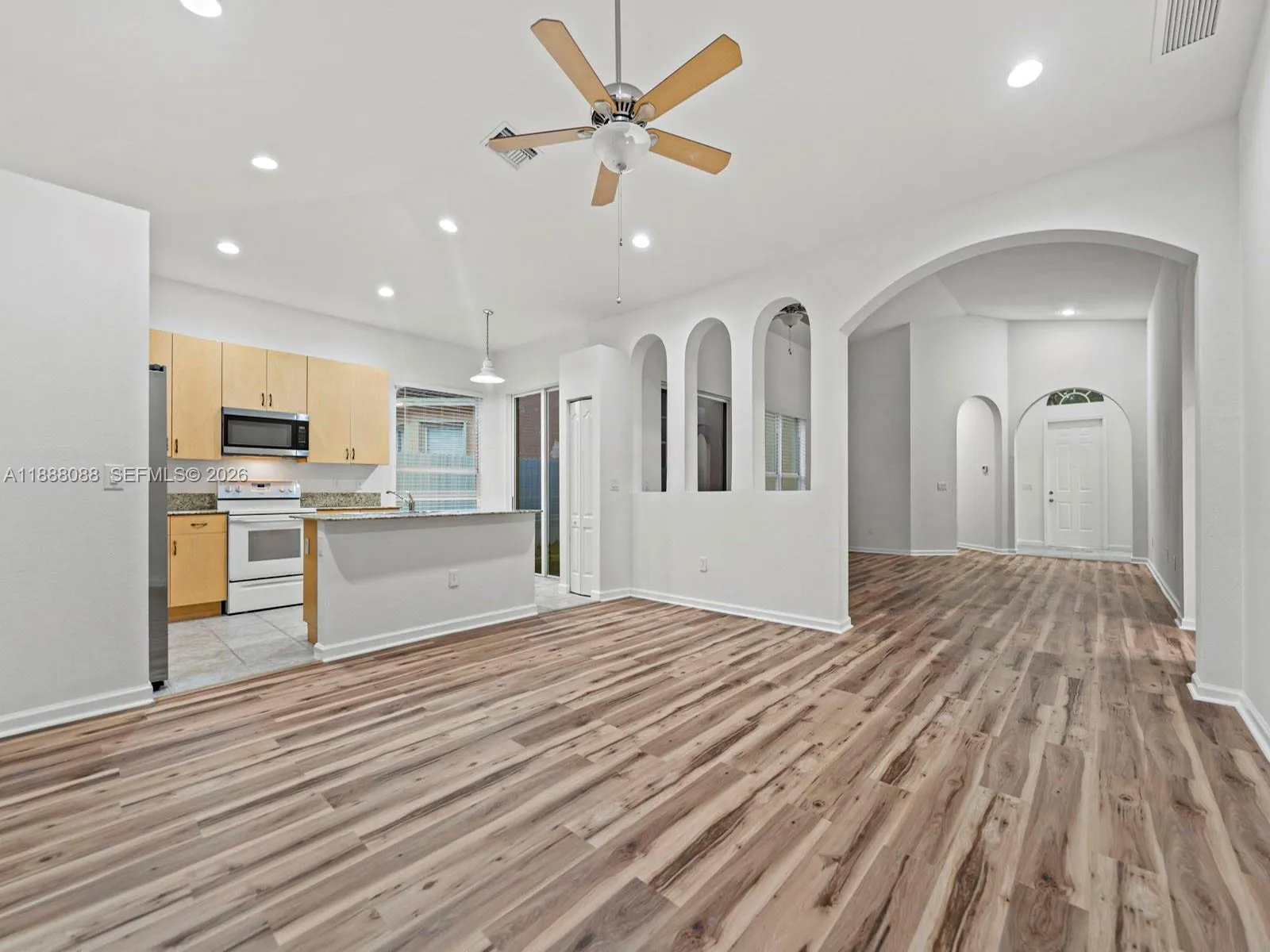 2247 Portofino Ave, Homestead, Florida 33033, Homestead, Florida 33033, 3 Bedrooms Bedrooms, ,2 BathroomsBathrooms,Residential Lease,For Rent,2247 Portofino Ave, Homestead, Florida 33033,A11888088