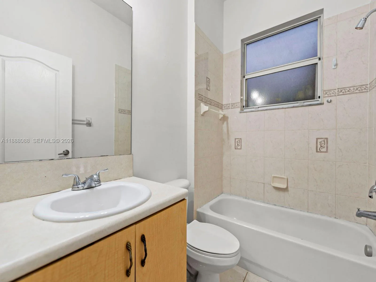 2247 Portofino Ave, Homestead, Florida 33033, Homestead, Florida 33033, 3 Bedrooms Bedrooms, ,2 BathroomsBathrooms,Residential Lease,For Rent,2247 Portofino Ave, Homestead, Florida 33033,A11888088