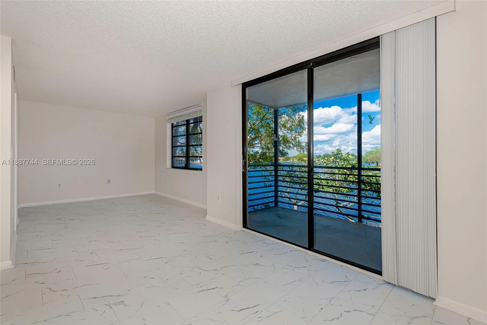 1100 Colony Point Cir 208, Pembroke Pines, Florida, Pembroke Pines, Florida 33026, 2 Bedrooms Bedrooms, ,2 BathroomsBathrooms,Residential,For Sale,1100 Colony Point Cir 208, Pembroke Pines, Florida,A11887744