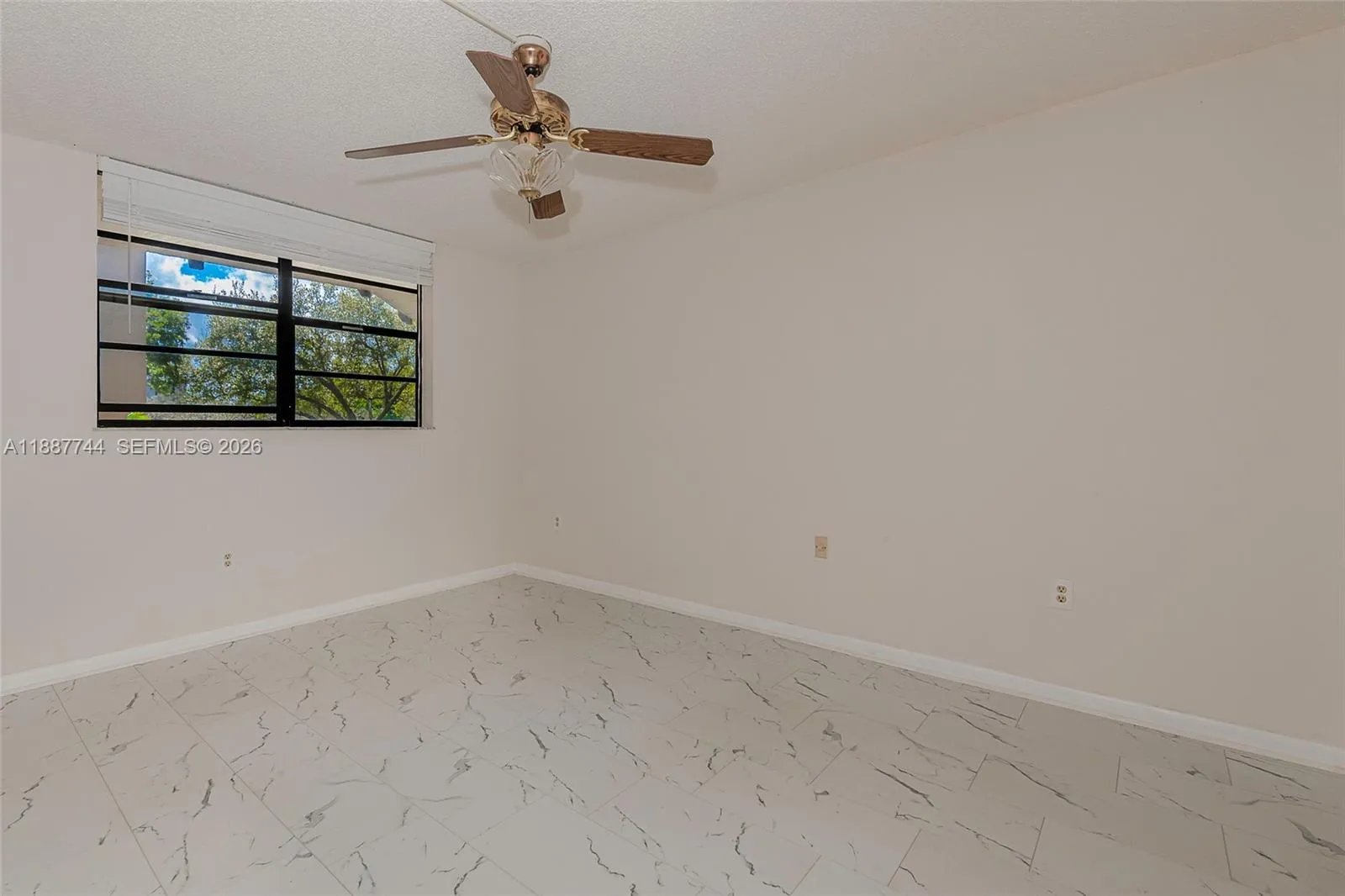 1100 Colony Point Cir 208, Pembroke Pines, Florida, Pembroke Pines, Florida 33026, 2 Bedrooms Bedrooms, ,2 BathroomsBathrooms,Residential,For Sale,1100 Colony Point Cir 208, Pembroke Pines, Florida,A11887744