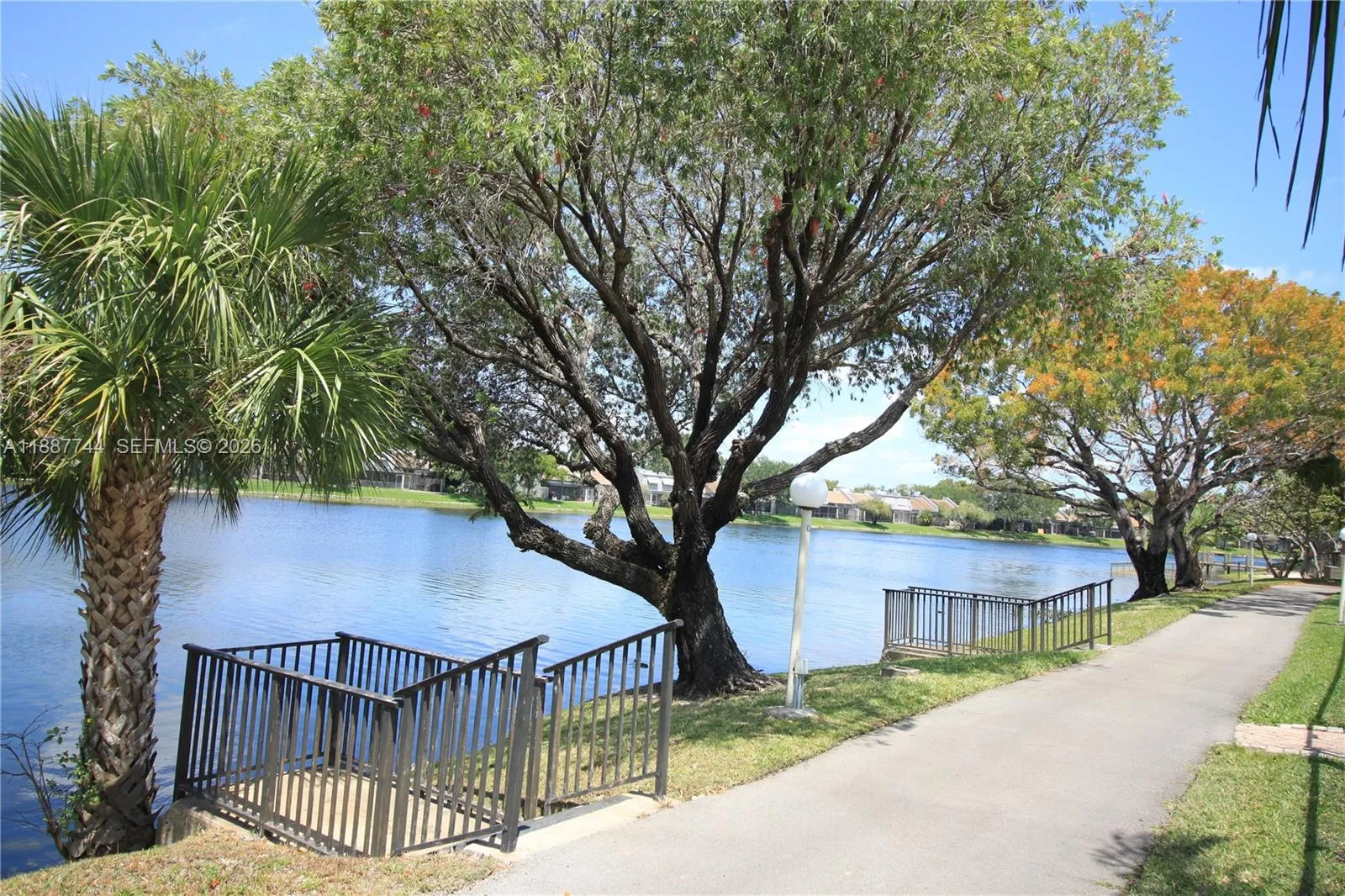 1100 Colony Point Cir 208, Pembroke Pines, Florida, Pembroke Pines, Florida 33026, 2 Bedrooms Bedrooms, ,2 BathroomsBathrooms,Residential,For Sale,1100 Colony Point Cir 208, Pembroke Pines, Florida,A11887744