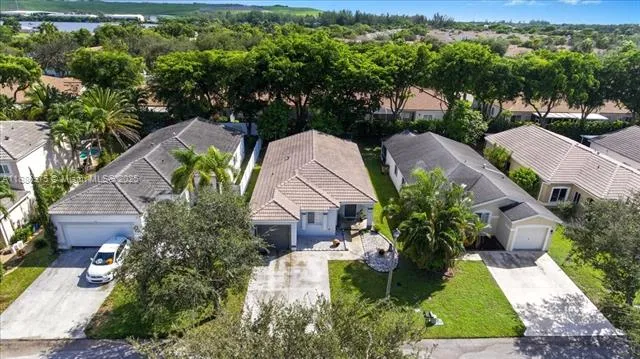4642 Sw 12th Ct, Deerfield Beach, Florida 33442, Deerfield Beach, Florida 33442, 3 Bedrooms Bedrooms, ,2 BathroomsBathrooms,Residential,For Sale,4642 Sw 12th Ct, Deerfield Beach, Florida 33442,A11886975