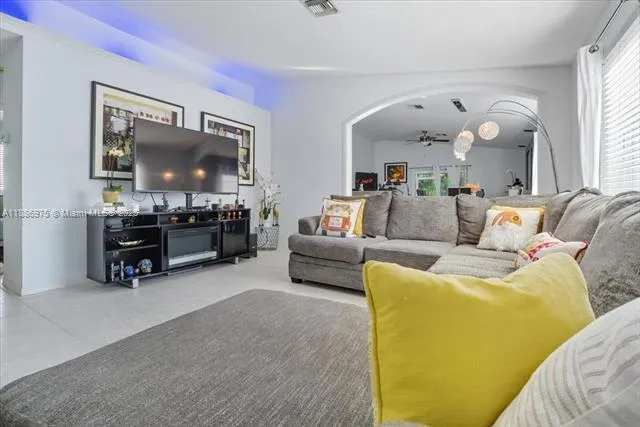 4642 Sw 12th Ct, Deerfield Beach, Florida 33442, Deerfield Beach, Florida 33442, 3 Bedrooms Bedrooms, ,2 BathroomsBathrooms,Residential,For Sale,4642 Sw 12th Ct, Deerfield Beach, Florida 33442,A11886975