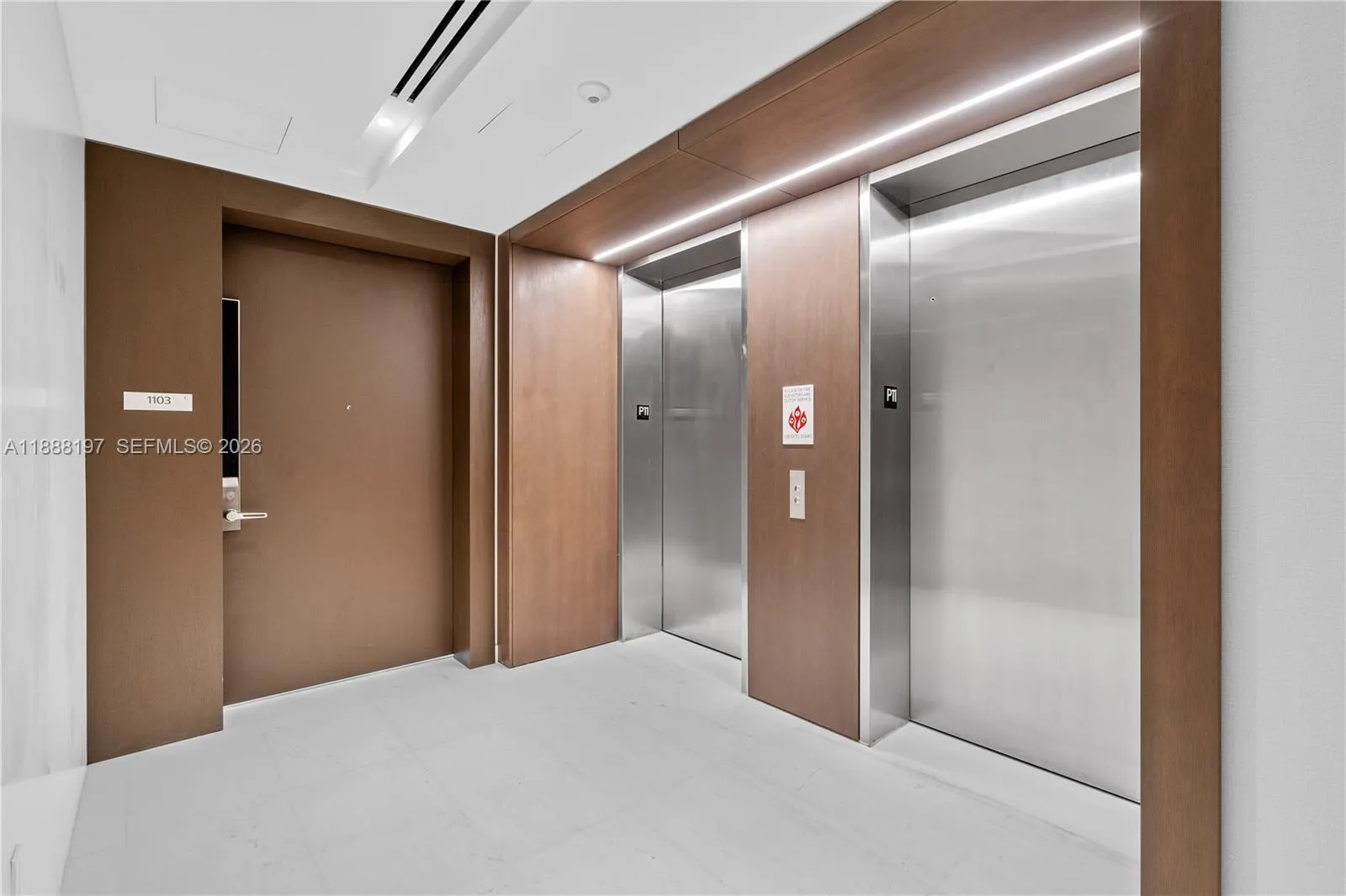 300 Biscayne Blvd Way 1103, Miami, Florida 33131, Miami, Florida 33131, 2 Bedrooms Bedrooms, ,3 BathroomsBathrooms,Residential,For Sale,300 Biscayne Blvd Way 1103, Miami, Florida 33131,A11888197