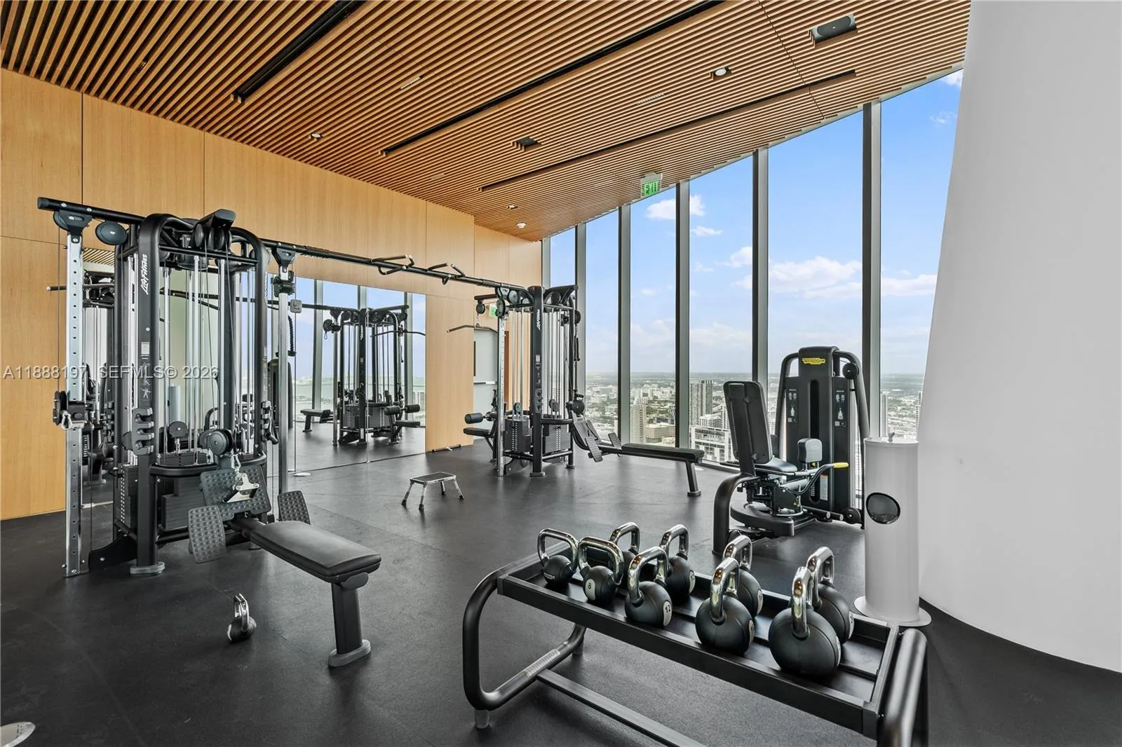 300 Biscayne Blvd Way 1103, Miami, Florida 33131, Miami, Florida 33131, 2 Bedrooms Bedrooms, ,3 BathroomsBathrooms,Residential,For Sale,300 Biscayne Blvd Way 1103, Miami, Florida 33131,A11888197